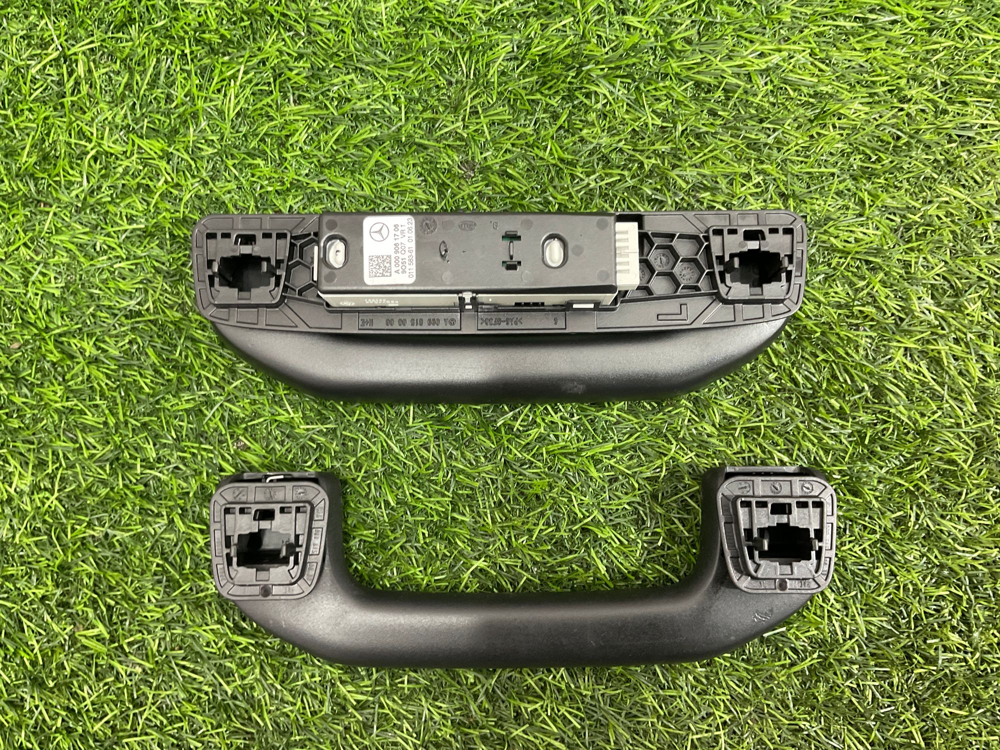 https://gcs.partsauto.market/rn-stockpro.appspot.com/thmbs/userImages/h353NjtZg3VDP19b5HMt7LlpbQ93/part/b11f2164-5419-40a7-9727-b3d55c1ae0be_1743175171079.jpg
