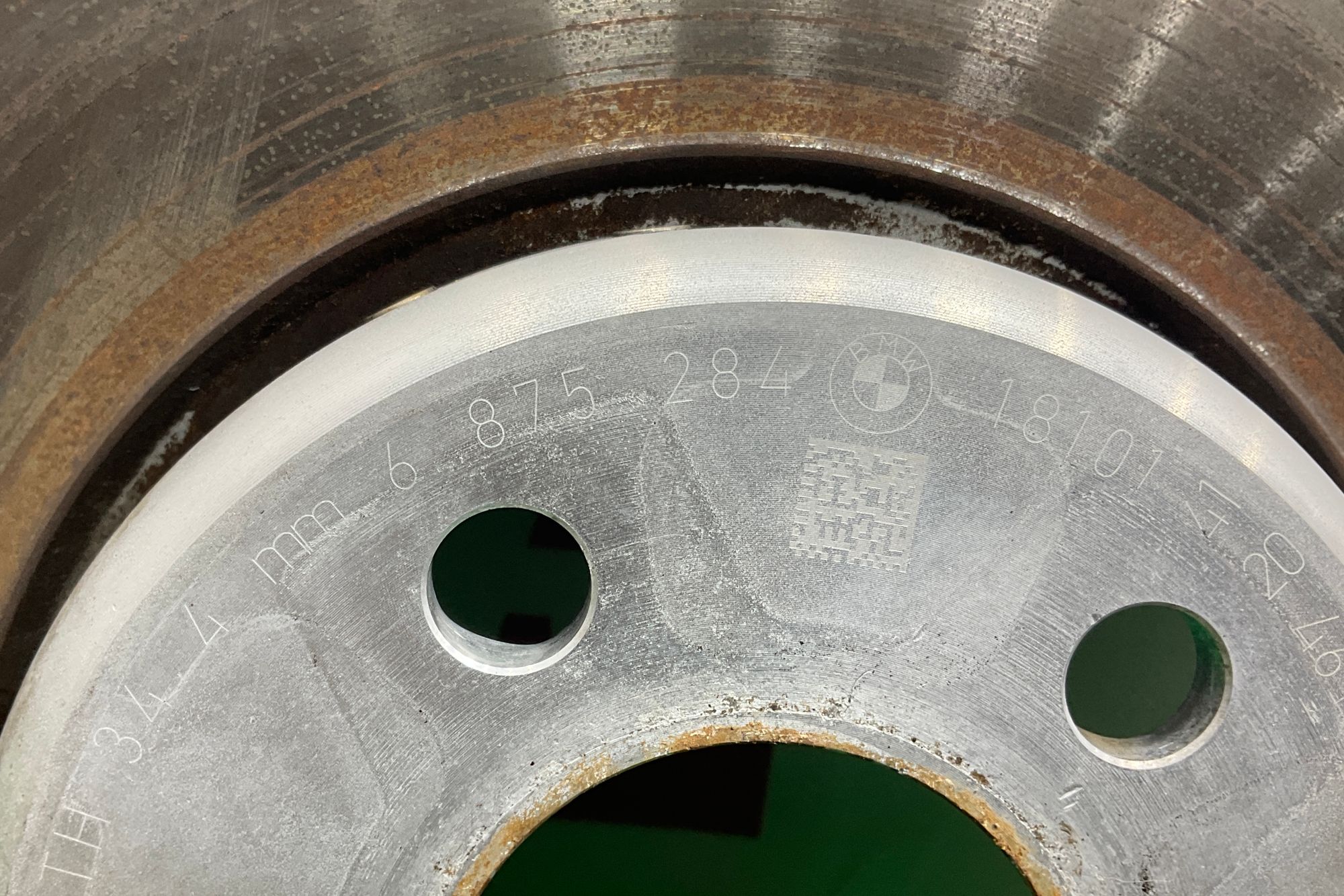 https://gcs.partsauto.market/rn-stockpro.appspot.com/thmbs/userImages/h353NjtZg3VDP19b5HMt7LlpbQ93/part/b2cf9da7-ec09-4810-a58f-5938037a1c4c_1746621827674.jpg