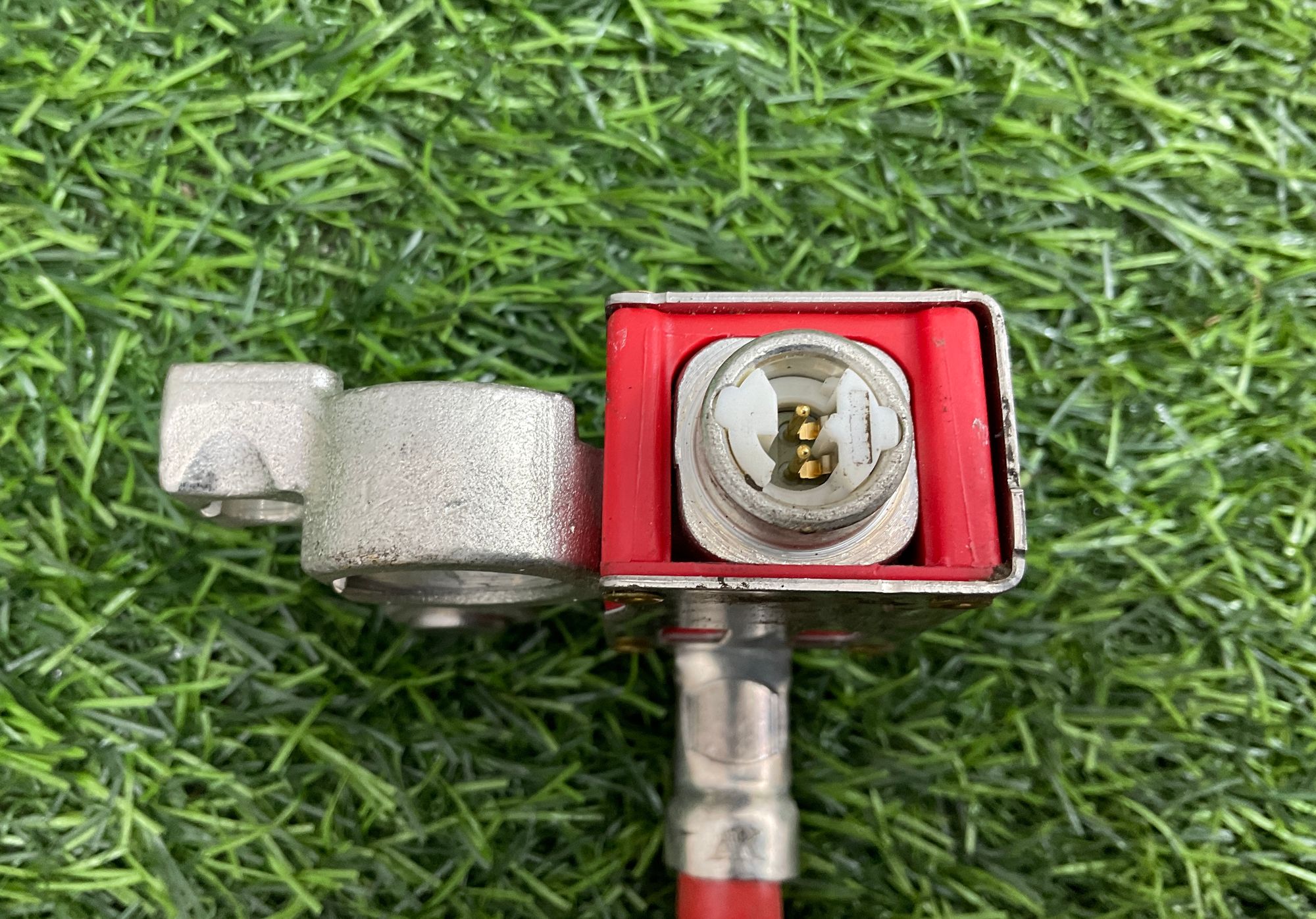https://gcs.partsauto.market/rn-stockpro.appspot.com/thmbs/userImages/h353NjtZg3VDP19b5HMt7LlpbQ93/part/b3786abd-379f-4192-905d-ea352b8aeb78_1742891788758.jpg