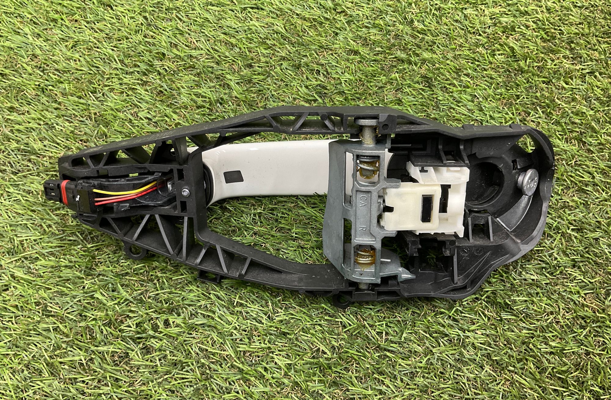 https://gcs.partsauto.market/rn-stockpro.appspot.com/thmbs/userImages/h353NjtZg3VDP19b5HMt7LlpbQ93/part/b5b795a6-4880-41d6-be13-cc2d6d78b1f7_1749038807971.jpg