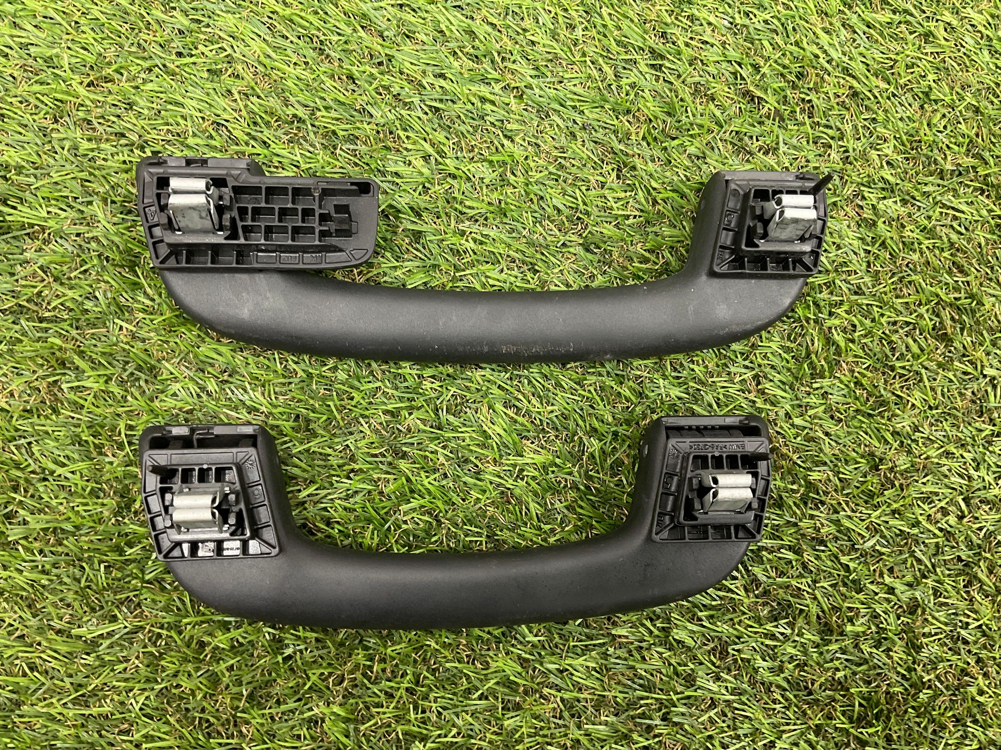 https://gcs.partsauto.market/rn-stockpro.appspot.com/thmbs/userImages/h353NjtZg3VDP19b5HMt7LlpbQ93/part/b7f2632a-30fc-4da3-a147-91aa164ee0fb_1748247963228.jpg
