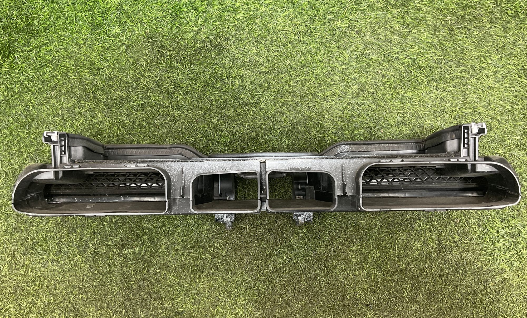 https://gcs.partsauto.market/rn-stockpro.appspot.com/thmbs/userImages/h353NjtZg3VDP19b5HMt7LlpbQ93/part/b9017b3b-fcb0-4944-9902-9156f8384f19_1742212304715.jpg