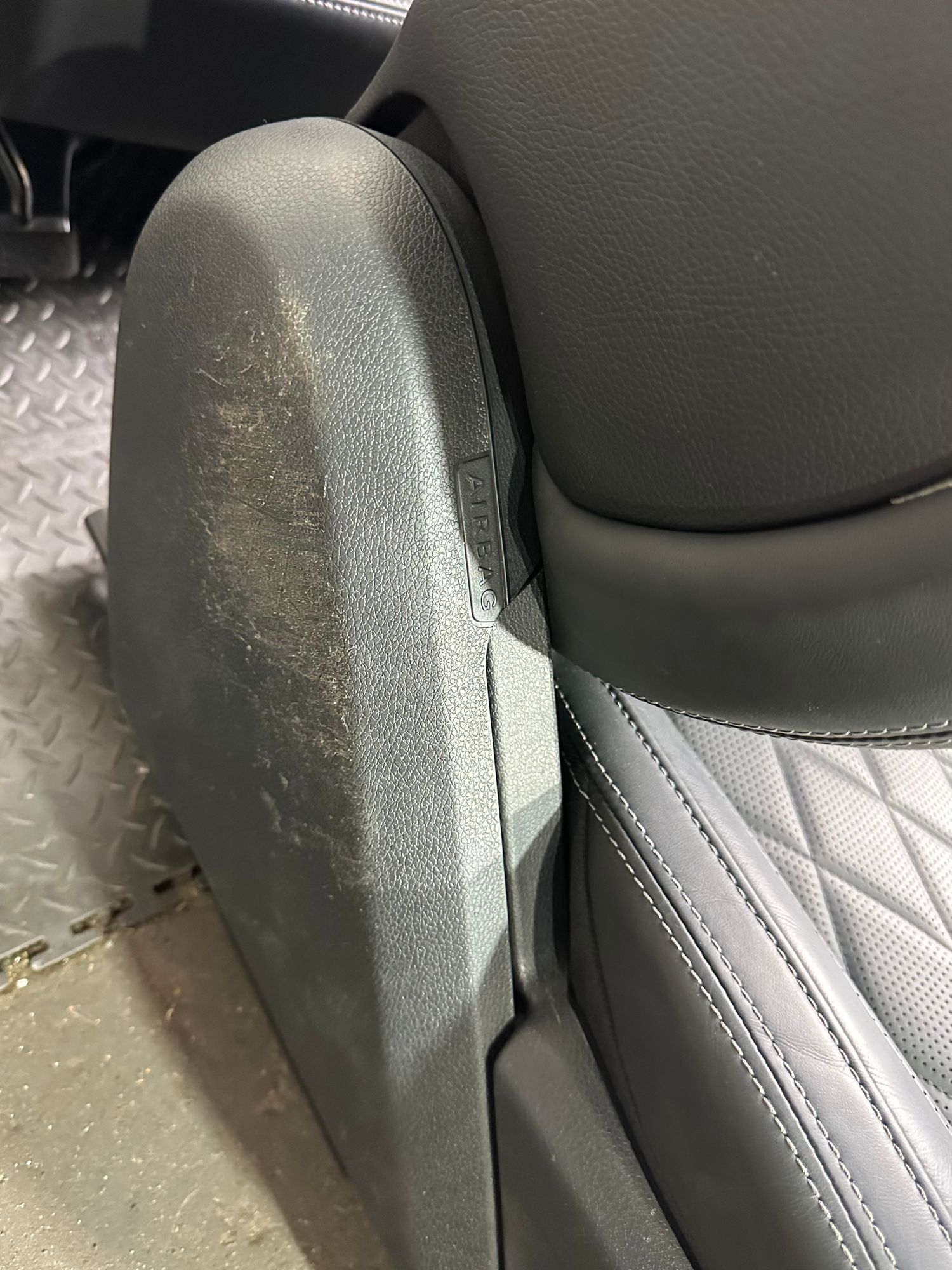 https://gcs.partsauto.market/rn-stockpro.appspot.com/thmbs/userImages/h353NjtZg3VDP19b5HMt7LlpbQ93/part/b9d23cb1-a957-4294-80c7-d1ecb0cdcd93_1745930907215.jpg