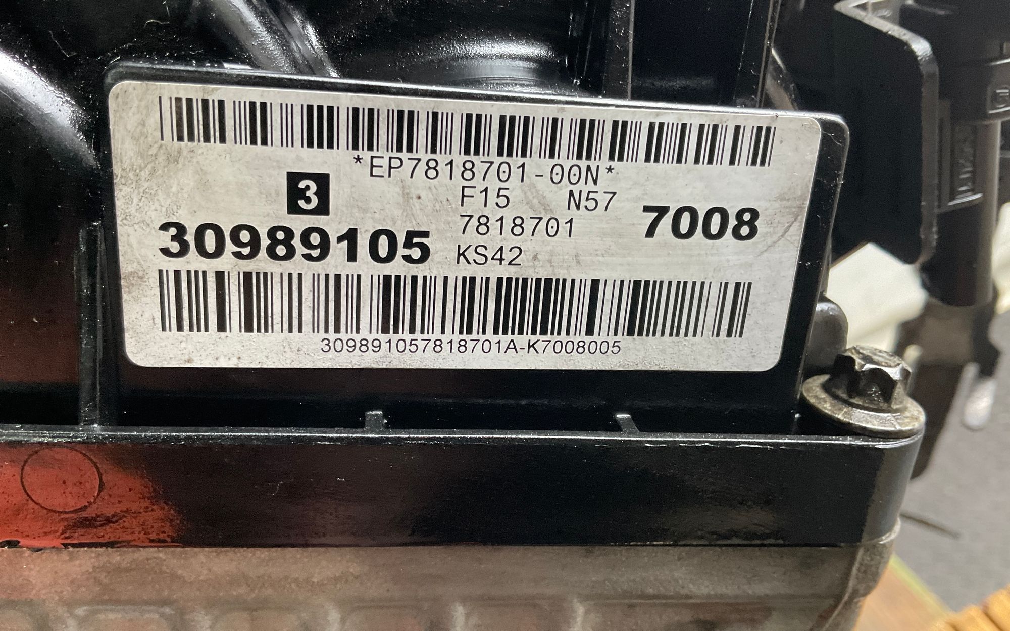https://gcs.partsauto.market/rn-stockpro.appspot.com/thmbs/userImages/h353NjtZg3VDP19b5HMt7LlpbQ93/part/bb8afc39-2c53-4896-8a19-4ee2d22d22d9_1744721838738.jpg