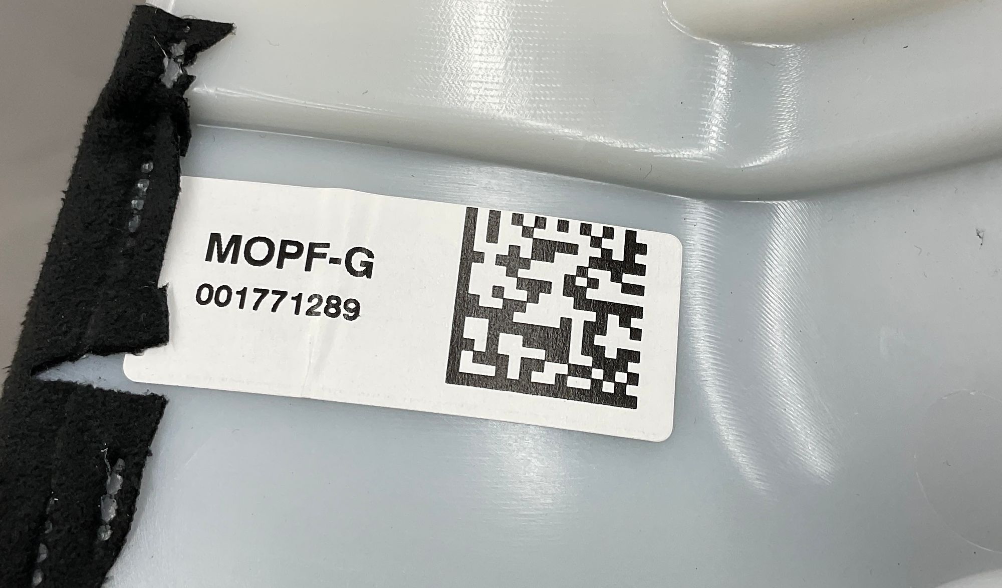 https://gcs.partsauto.market/rn-stockpro.appspot.com/thmbs/userImages/h353NjtZg3VDP19b5HMt7LlpbQ93/part/bc37af70-c6e2-49f5-b148-2da190d66ad0_1742646734680.jpg
