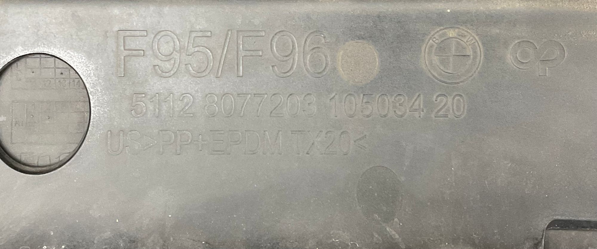 https://gcs.partsauto.market/rn-stockpro.appspot.com/thmbs/userImages/h353NjtZg3VDP19b5HMt7LlpbQ93/part/bcd3e5e7-eed6-4f3a-8732-0e0262855263_1733747542844.jpg
