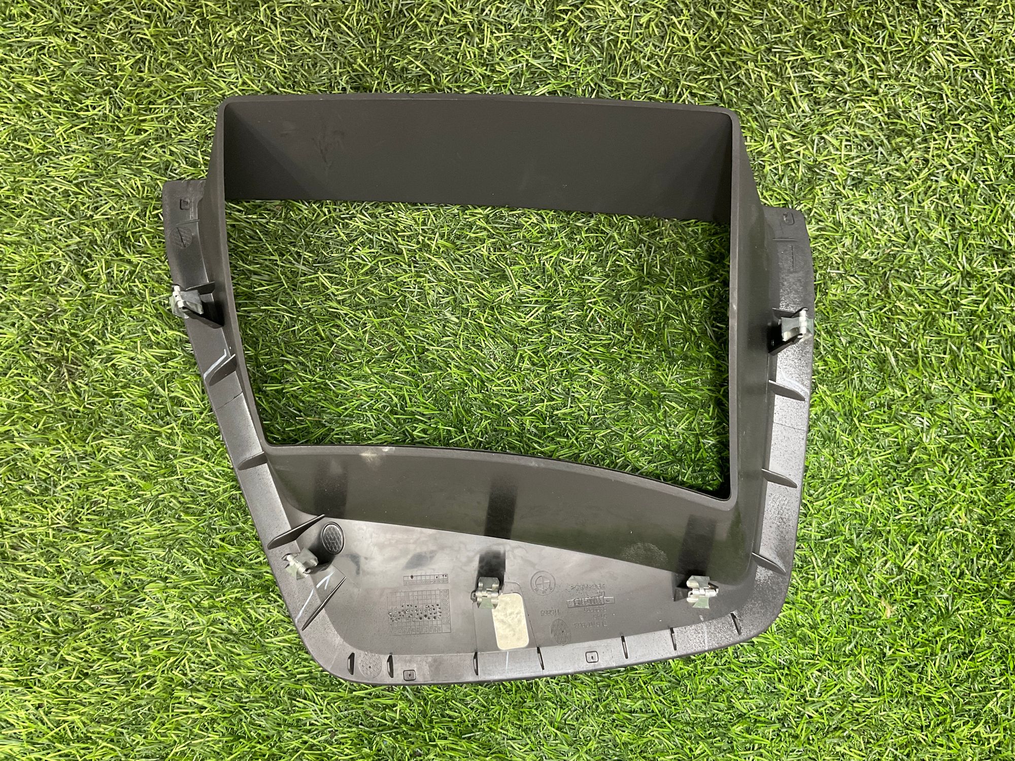 https://gcs.partsauto.market/rn-stockpro.appspot.com/thmbs/userImages/h353NjtZg3VDP19b5HMt7LlpbQ93/part/bd0a23e9-6873-4c54-a184-99192a5da75d_1734338706355.jpg