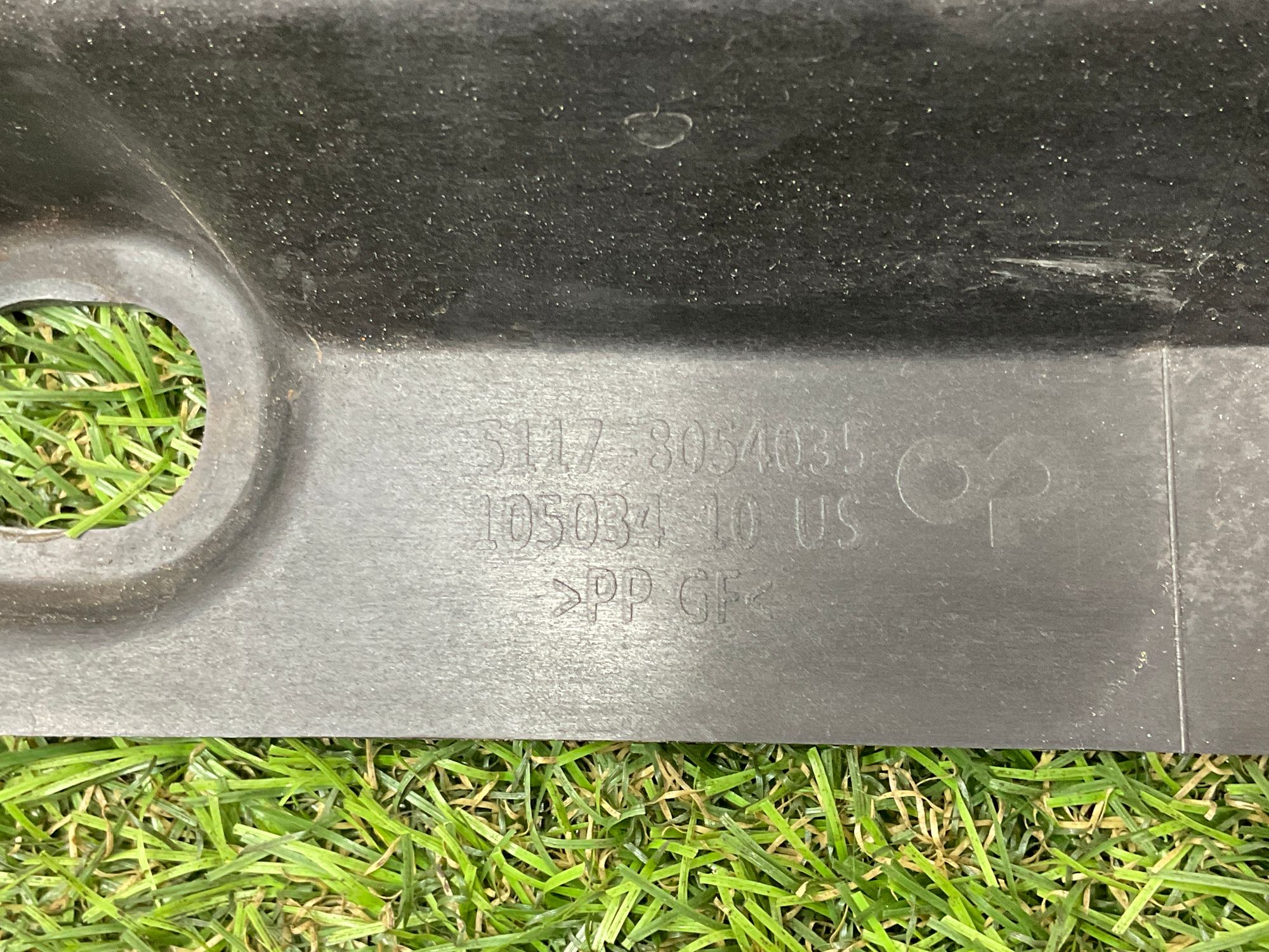 https://gcs.partsauto.market/rn-stockpro.appspot.com/thmbs/userImages/h353NjtZg3VDP19b5HMt7LlpbQ93/part/bd869937-d850-4529-a388-0ec2a69b1518_1748247804108.jpg