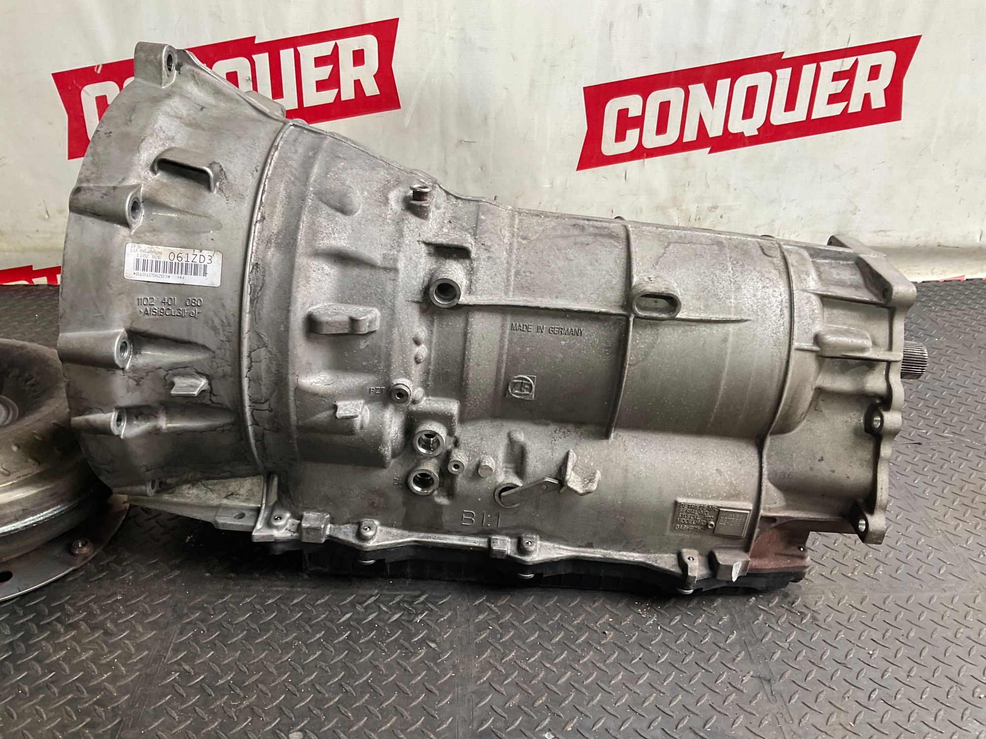 https://gcs.partsauto.market/rn-stockpro.appspot.com/thmbs/userImages/h353NjtZg3VDP19b5HMt7LlpbQ93/part/bdc01794-590a-41b4-89b5-d79c5a56bf24_1744722999701.jpg