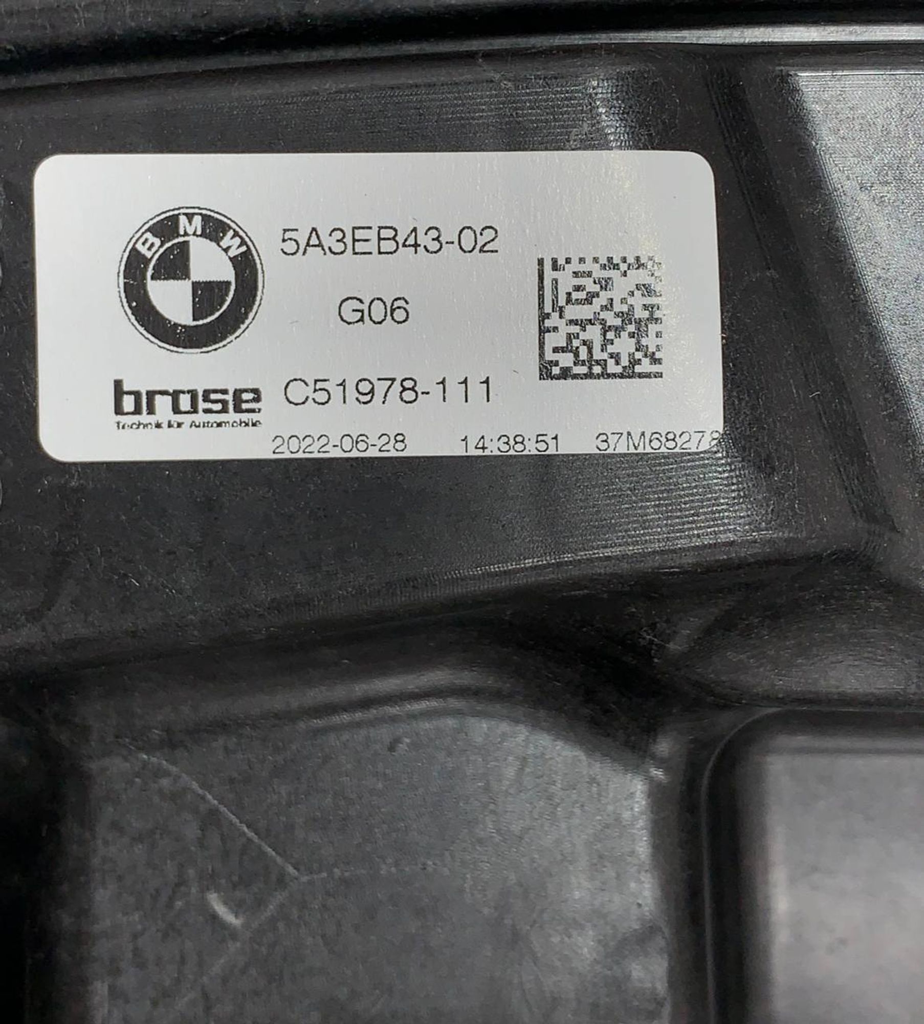 https://gcs.partsauto.market/rn-stockpro.appspot.com/thmbs/userImages/h353NjtZg3VDP19b5HMt7LlpbQ93/part/c09e474f-7f3e-4e85-ae80-7755fbf53610_1729587593899.jpg