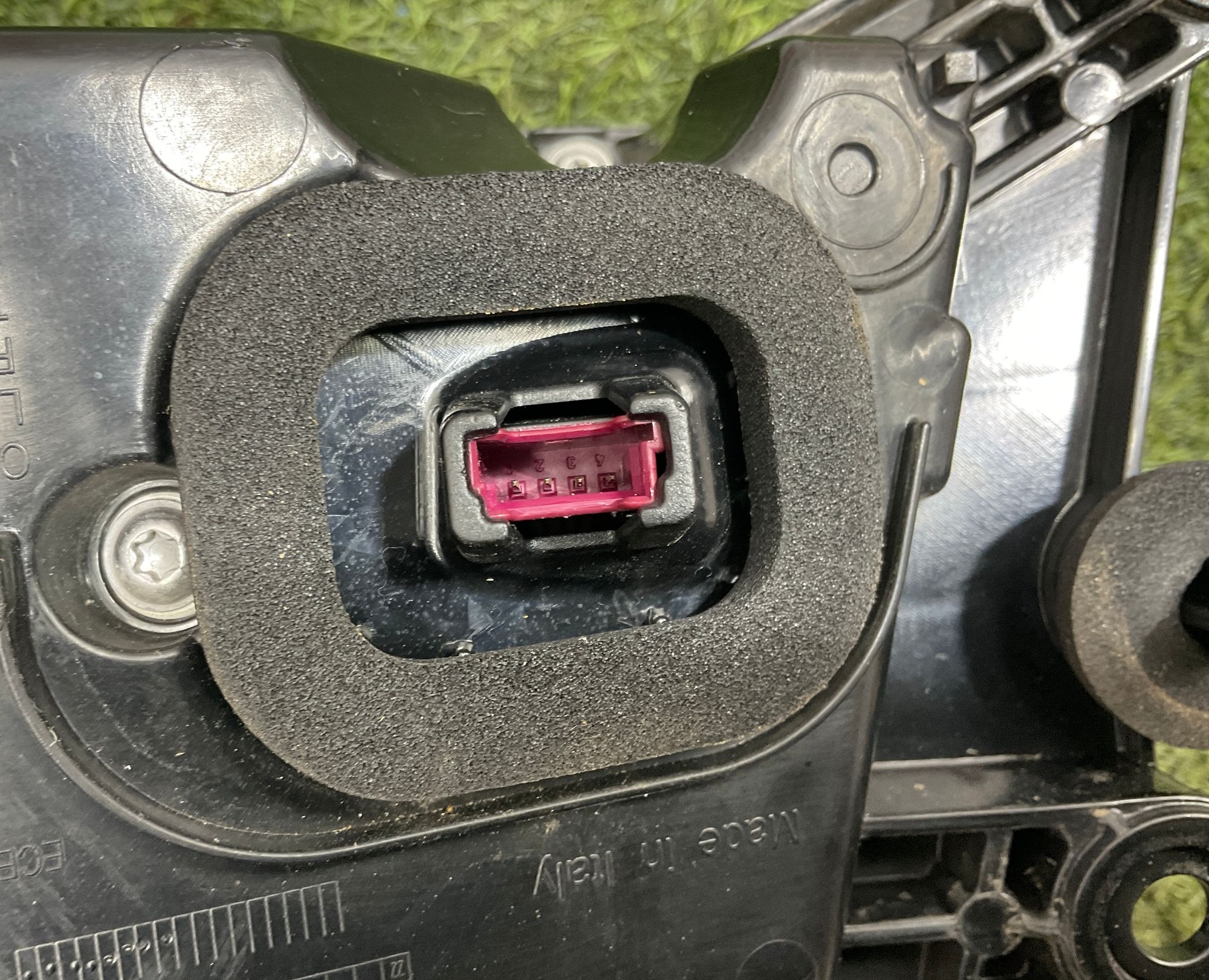 https://gcs.partsauto.market/rn-stockpro.appspot.com/thmbs/userImages/h353NjtZg3VDP19b5HMt7LlpbQ93/part/c0ebee8f-4b3c-43be-a028-6a9632daf382_1742204188334.jpg