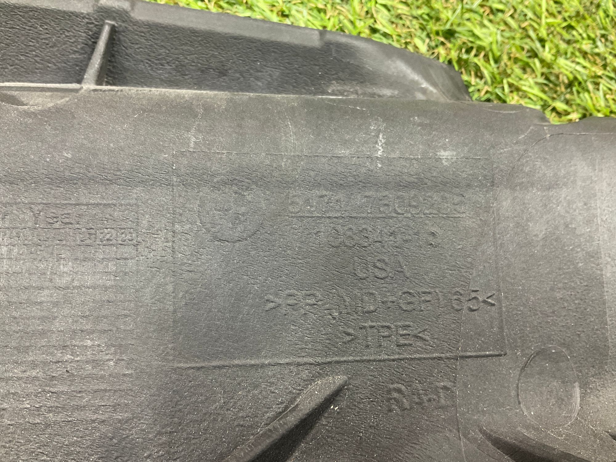 https://gcs.partsauto.market/rn-stockpro.appspot.com/thmbs/userImages/h353NjtZg3VDP19b5HMt7LlpbQ93/part/c185ac9a-2a45-481f-9bfe-6b3b43f6b6ae_1747903231001.jpg