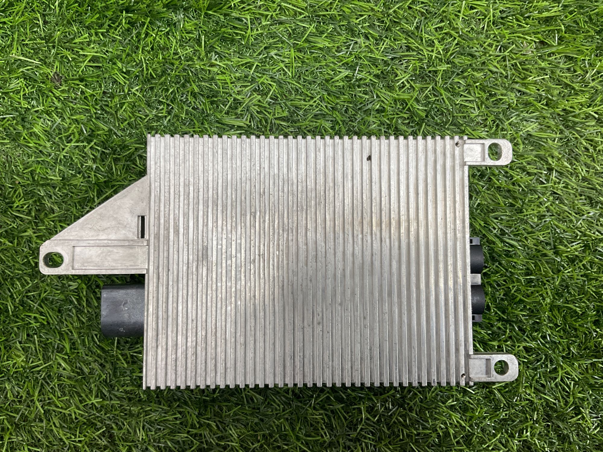 https://gcs.partsauto.market/rn-stockpro.appspot.com/thmbs/userImages/h353NjtZg3VDP19b5HMt7LlpbQ93/part/c265975c-da3b-474e-af53-76ba2c71a996_1742455233123.jpg