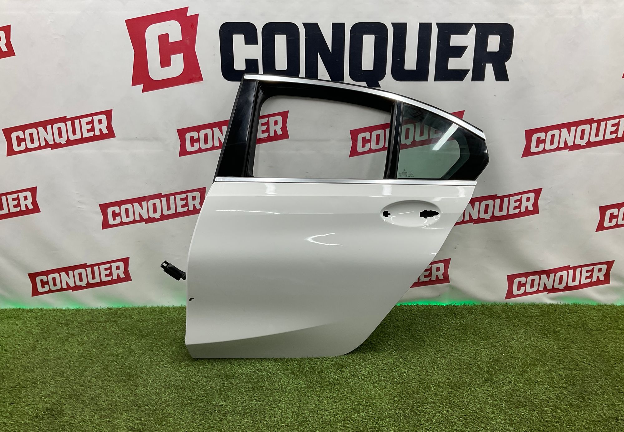 https://gcs.partsauto.market/rn-stockpro.appspot.com/thmbs/userImages/h353NjtZg3VDP19b5HMt7LlpbQ93/part/c2eb832b-b088-4203-9602-539c4c7bfeda_1748439627931.jpg