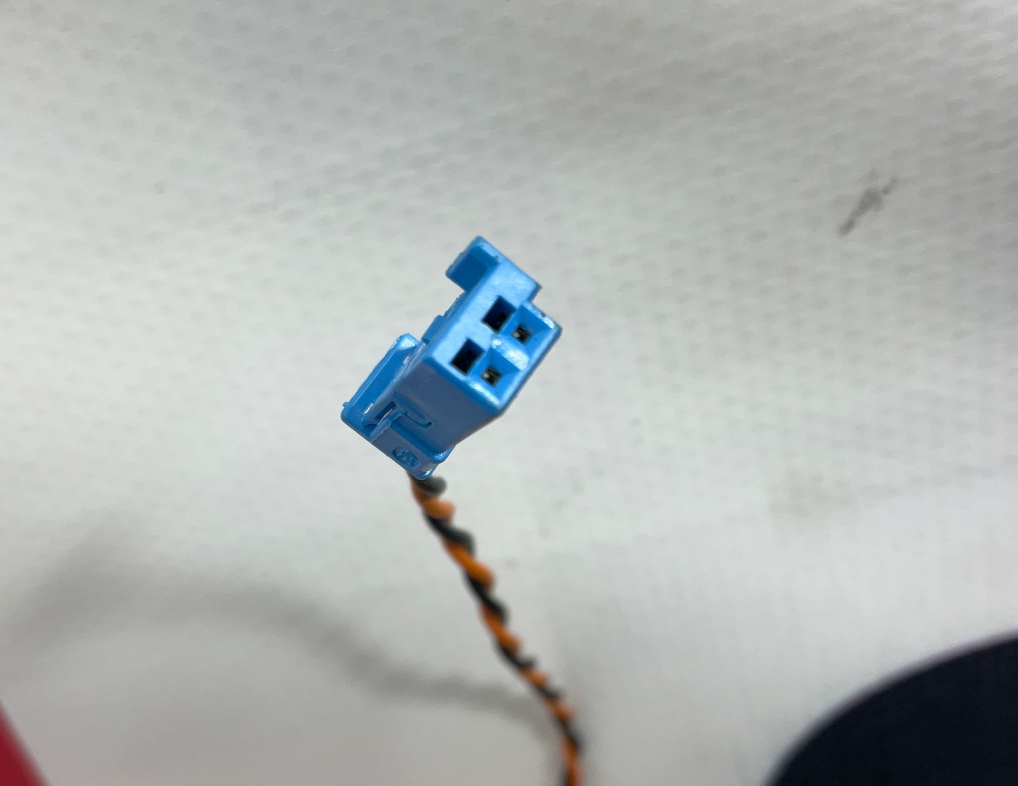 https://gcs.partsauto.market/rn-stockpro.appspot.com/thmbs/userImages/h353NjtZg3VDP19b5HMt7LlpbQ93/part/c39f8f1b-0648-43fb-948b-069a932ea6eb_1746431239419.jpg