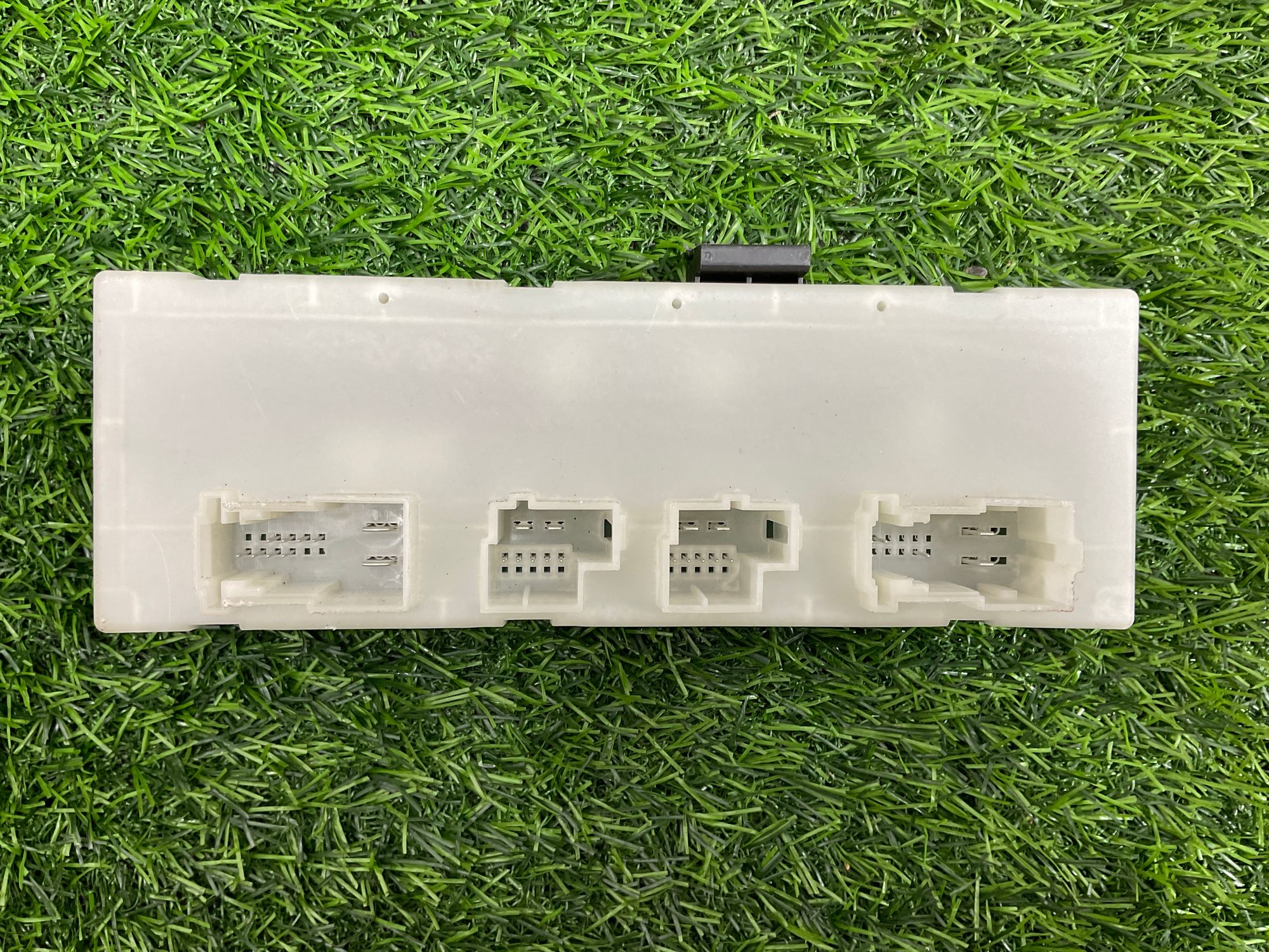 https://gcs.partsauto.market/rn-stockpro.appspot.com/thmbs/userImages/h353NjtZg3VDP19b5HMt7LlpbQ93/part/c3d9b062-ae2f-4fbb-8cc1-a4938ef5a1a7_1734442744699.jpg