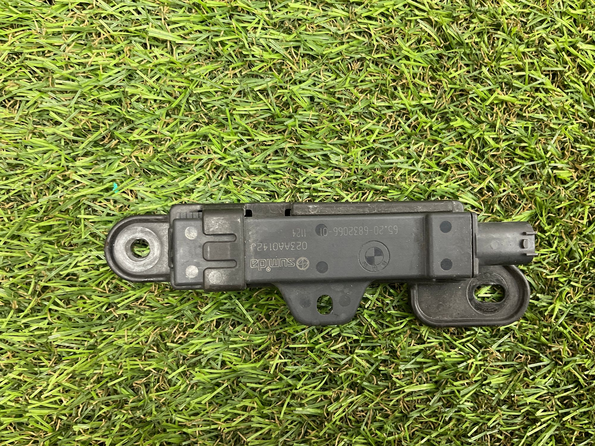 https://gcs.partsauto.market/rn-stockpro.appspot.com/thmbs/userImages/h353NjtZg3VDP19b5HMt7LlpbQ93/part/c49a47f6-10fd-47c6-93f6-93d9a8c4668a_1749123369012.jpg