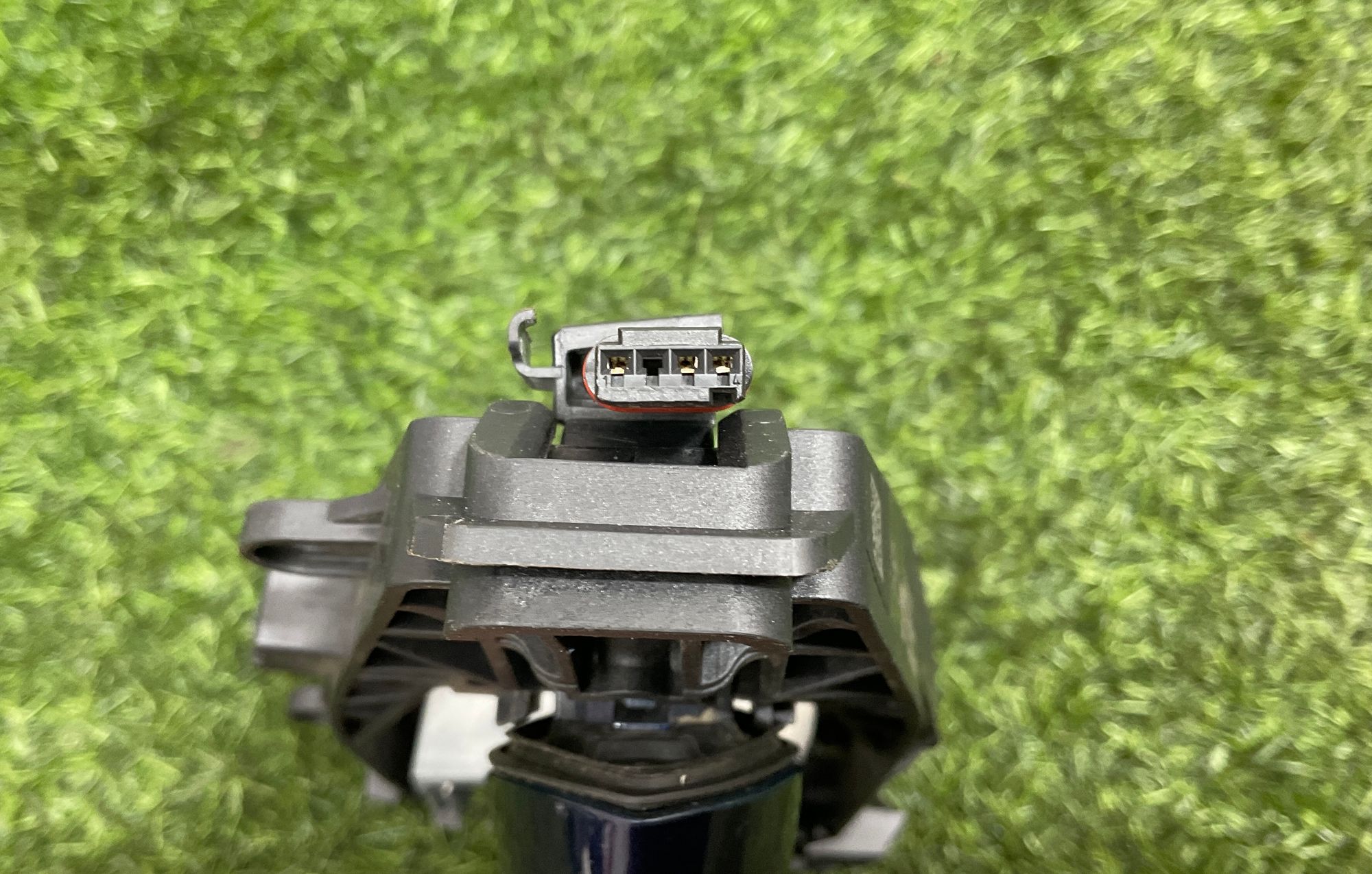 https://gcs.partsauto.market/rn-stockpro.appspot.com/thmbs/userImages/h353NjtZg3VDP19b5HMt7LlpbQ93/part/c708540a-9e08-42d5-8fd1-4ea16a690f64_1738137477710.jpg