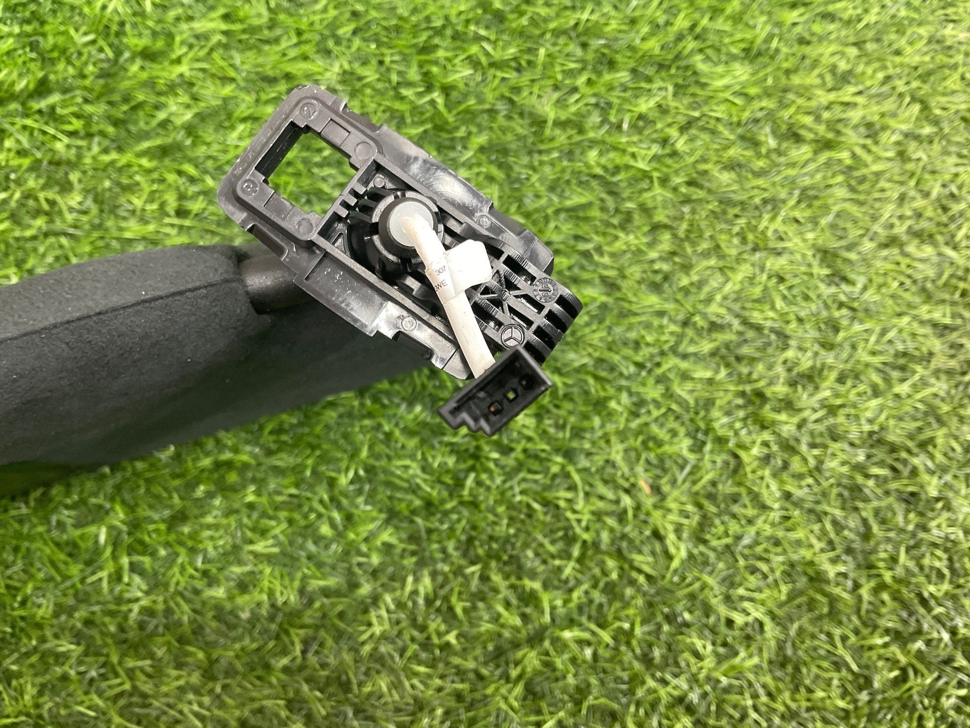 https://gcs.partsauto.market/rn-stockpro.appspot.com/thmbs/userImages/h353NjtZg3VDP19b5HMt7LlpbQ93/part/c8153a79-e231-422f-8c40-f90756e17c21_1742636228790.jpg