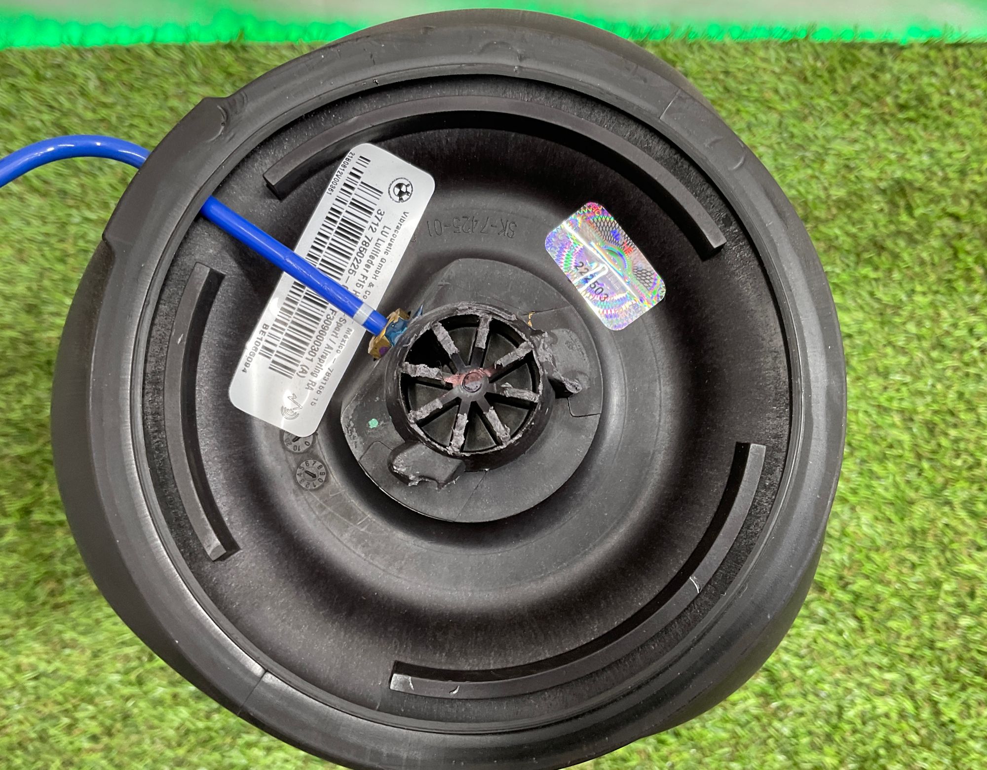 https://gcs.partsauto.market/rn-stockpro.appspot.com/thmbs/userImages/h353NjtZg3VDP19b5HMt7LlpbQ93/part/c821fd62-ba87-4261-8c1f-d067c3a8db23_1746862813159.jpg