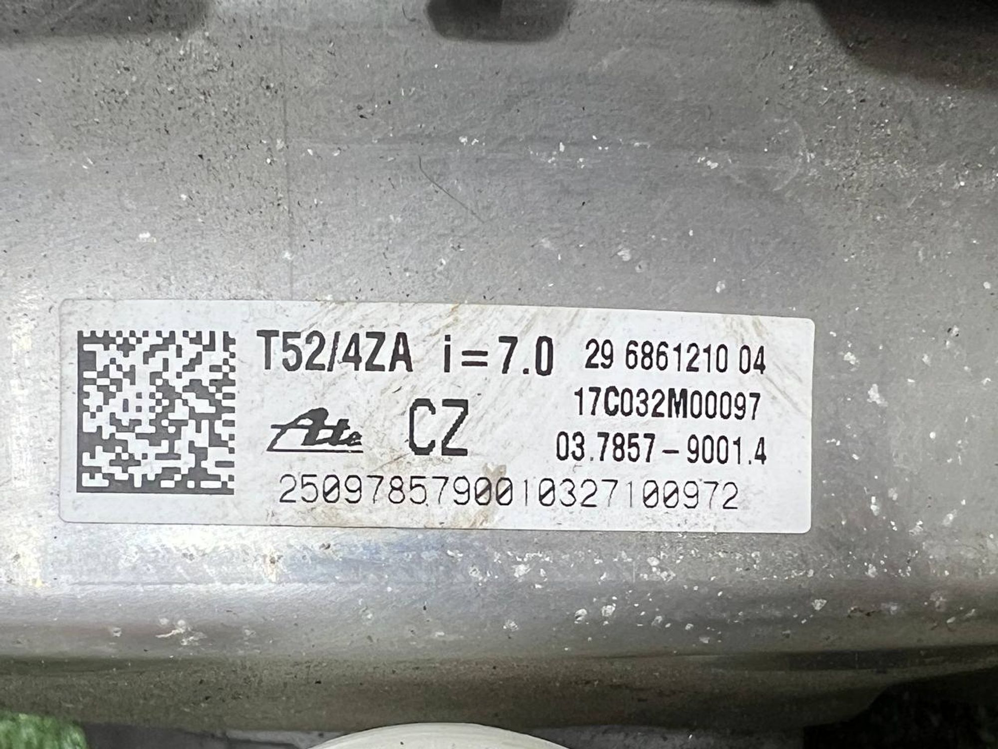 https://gcs.partsauto.market/rn-stockpro.appspot.com/thmbs/userImages/h353NjtZg3VDP19b5HMt7LlpbQ93/part/c847c68f-9696-4116-9421-a3b74383d2f2_1730128233815.jpg