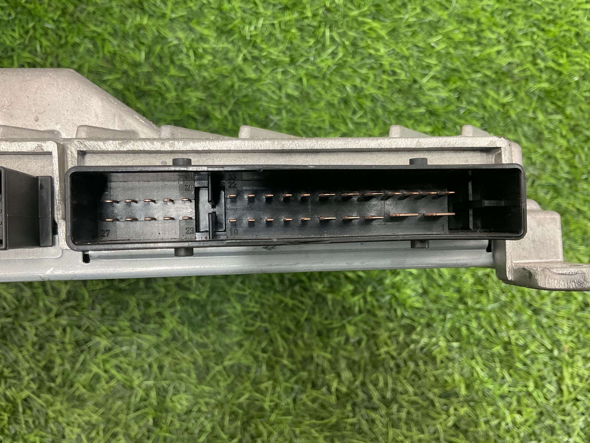 https://gcs.partsauto.market/rn-stockpro.appspot.com/thmbs/userImages/h353NjtZg3VDP19b5HMt7LlpbQ93/part/c9701a8c-bd63-44e6-b74a-82a1e16889bd_1742806371704.jpg