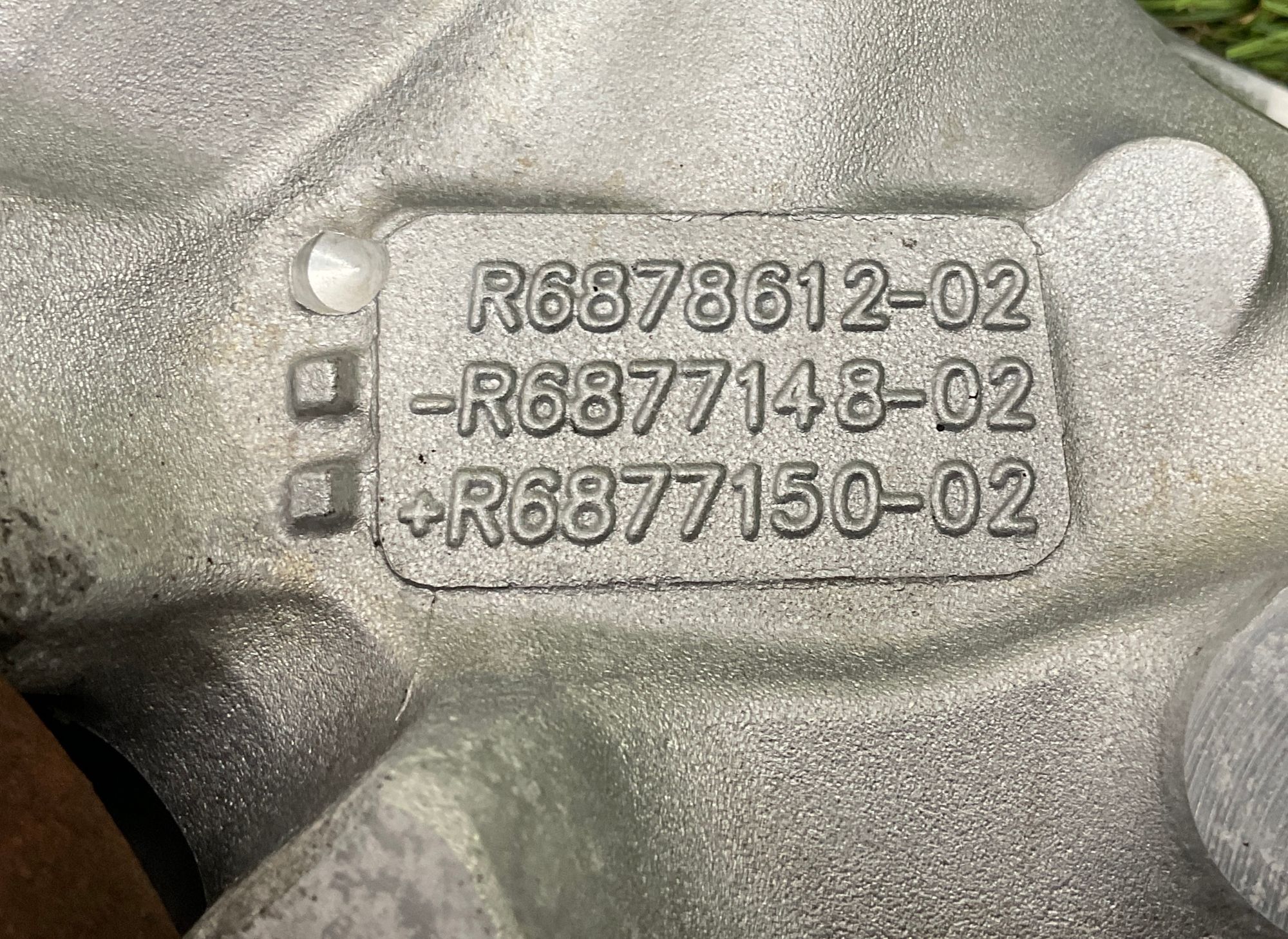 https://gcs.partsauto.market/rn-stockpro.appspot.com/thmbs/userImages/h353NjtZg3VDP19b5HMt7LlpbQ93/part/caa733af-49cb-45bf-a7b3-e7d6925b2e1d_1748598146184.jpg