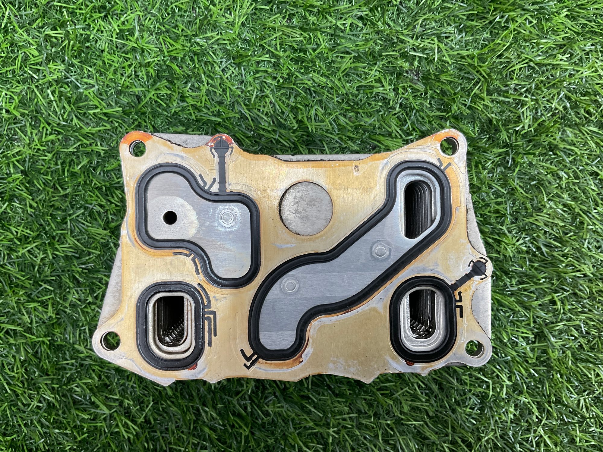https://gcs.partsauto.market/rn-stockpro.appspot.com/thmbs/userImages/h353NjtZg3VDP19b5HMt7LlpbQ93/part/cc972630-991d-4ded-a243-5233e83d5207_1743752378631.jpg