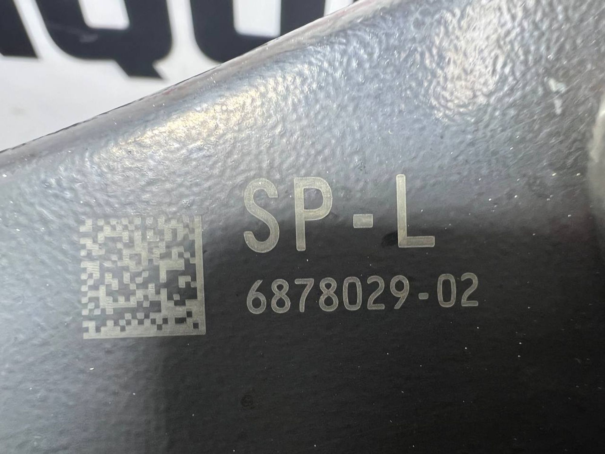 https://gcs.partsauto.market/rn-stockpro.appspot.com/thmbs/userImages/h353NjtZg3VDP19b5HMt7LlpbQ93/part/cda11521-f2be-45a1-ba64-c07963011590_1712135345442.jpg