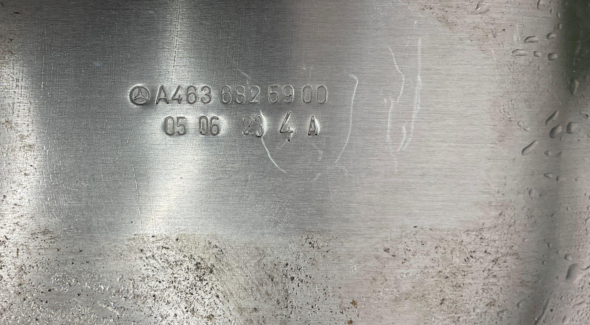 https://gcs.partsauto.market/rn-stockpro.appspot.com/thmbs/userImages/h353NjtZg3VDP19b5HMt7LlpbQ93/part/cf0adb77-2edc-47ab-88c8-ab5488a2e4c1_1743435254116.jpg