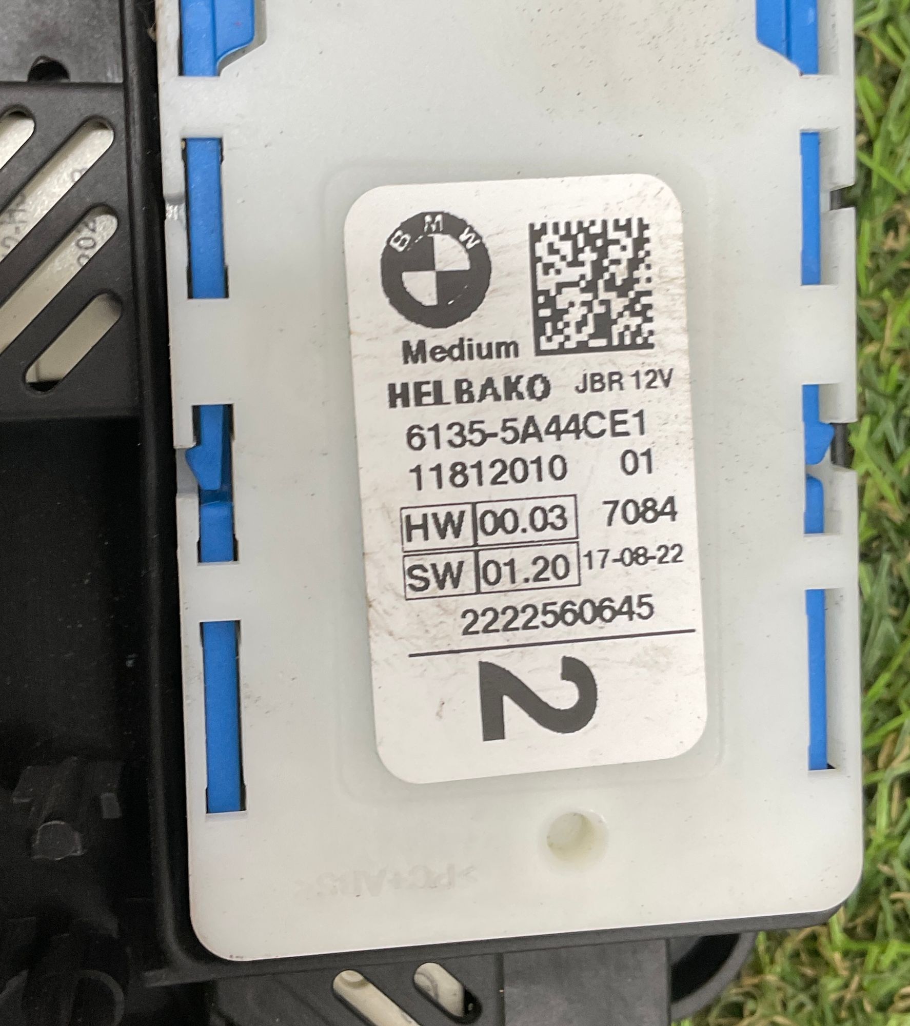 https://gcs.partsauto.market/rn-stockpro.appspot.com/thmbs/userImages/h353NjtZg3VDP19b5HMt7LlpbQ93/part/d02f0ccf-720c-4afd-a048-9ea5e48971f0_1749047588845.jpg