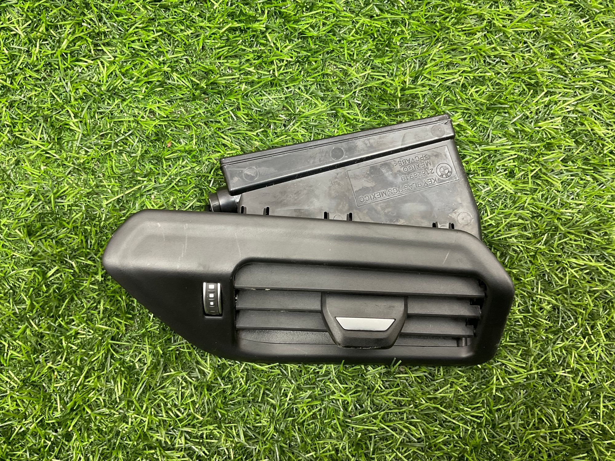 https://gcs.partsauto.market/rn-stockpro.appspot.com/thmbs/userImages/h353NjtZg3VDP19b5HMt7LlpbQ93/part/d045a4bd-85db-4edf-b614-284458c4fb18_1734772844764.jpg