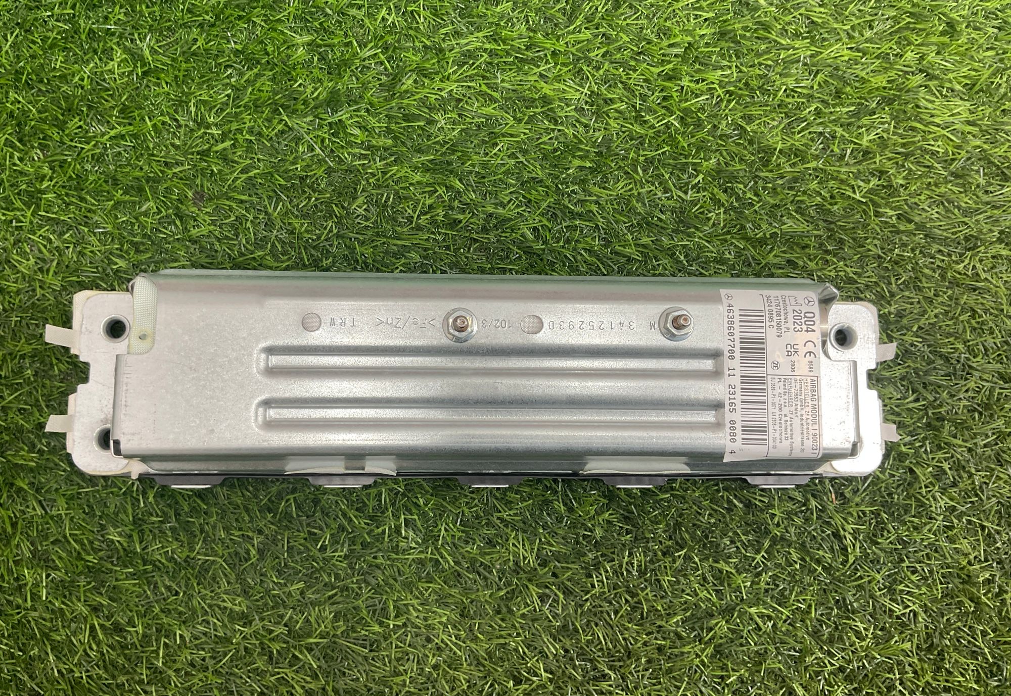 https://gcs.partsauto.market/rn-stockpro.appspot.com/thmbs/userImages/h353NjtZg3VDP19b5HMt7LlpbQ93/part/d09e61dd-8dfe-4fcb-ba81-44b964fcdea1_1742636098739.jpg