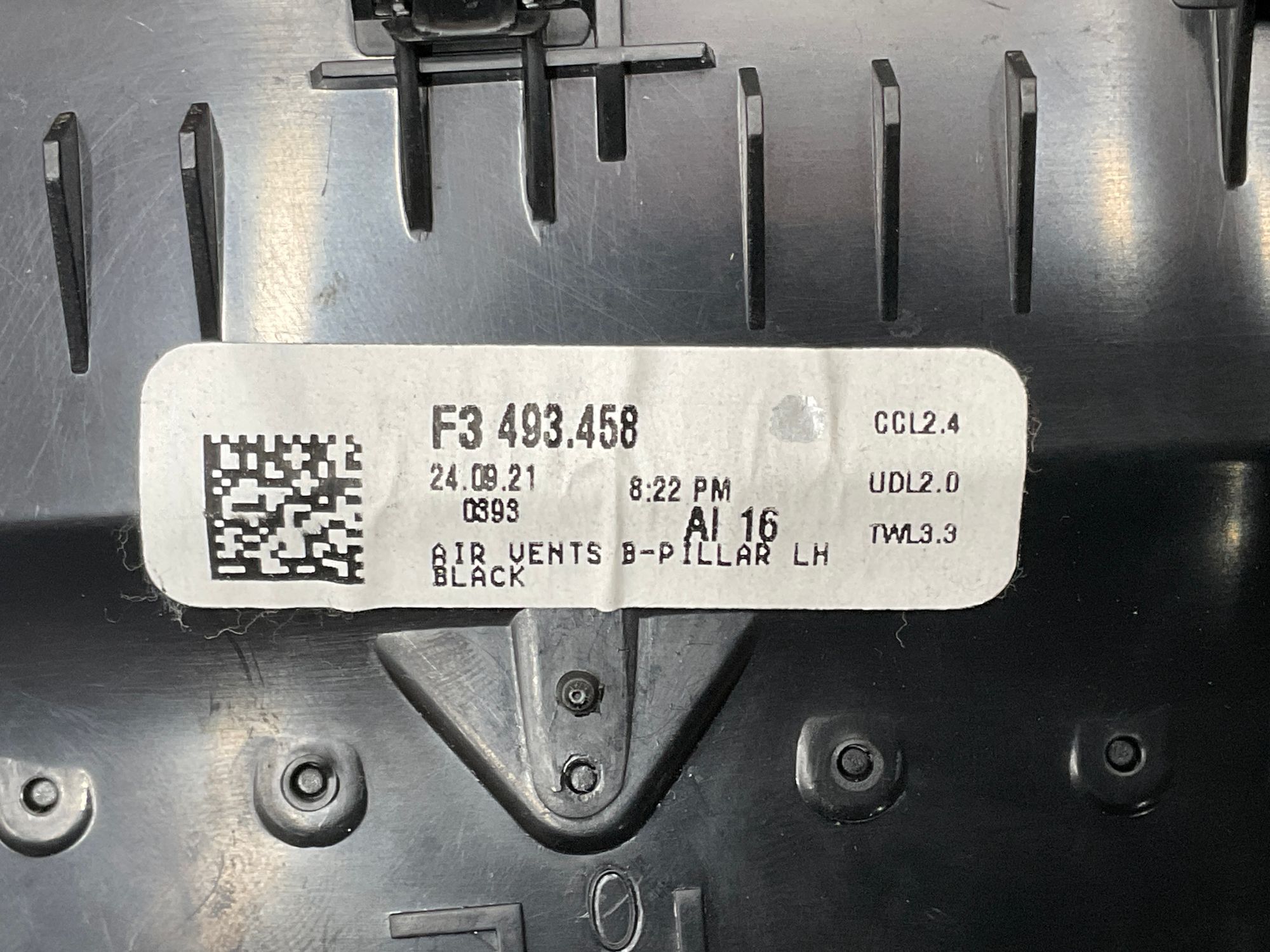 https://gcs.partsauto.market/rn-stockpro.appspot.com/thmbs/userImages/h353NjtZg3VDP19b5HMt7LlpbQ93/part/d140224f-7c51-49aa-8491-29aecfea7dd1_1734773443232.jpg