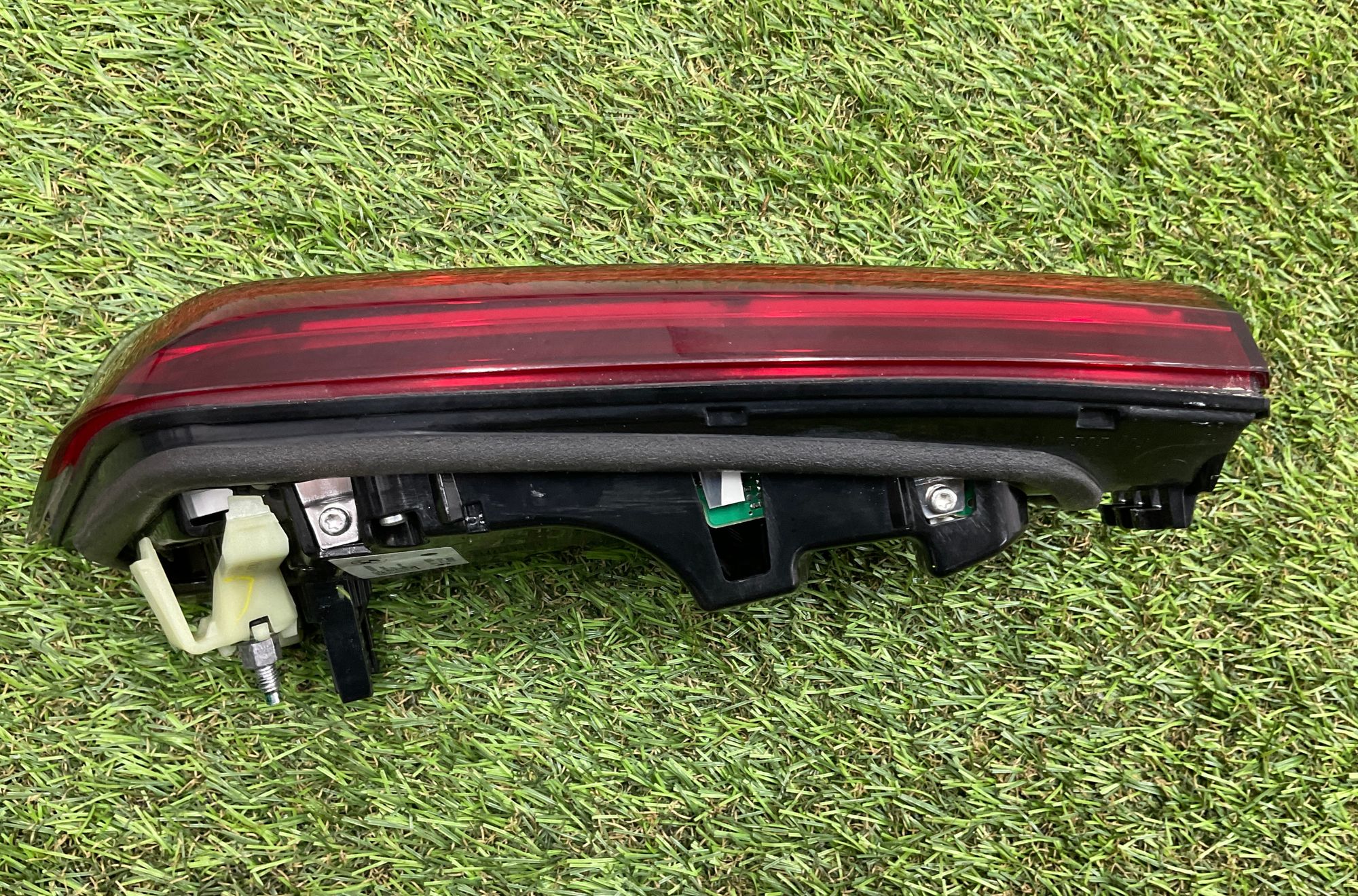 https://gcs.partsauto.market/rn-stockpro.appspot.com/thmbs/userImages/h353NjtZg3VDP19b5HMt7LlpbQ93/part/d449cb1b-259f-4089-9ff5-a46058144415_1747843005027.jpg