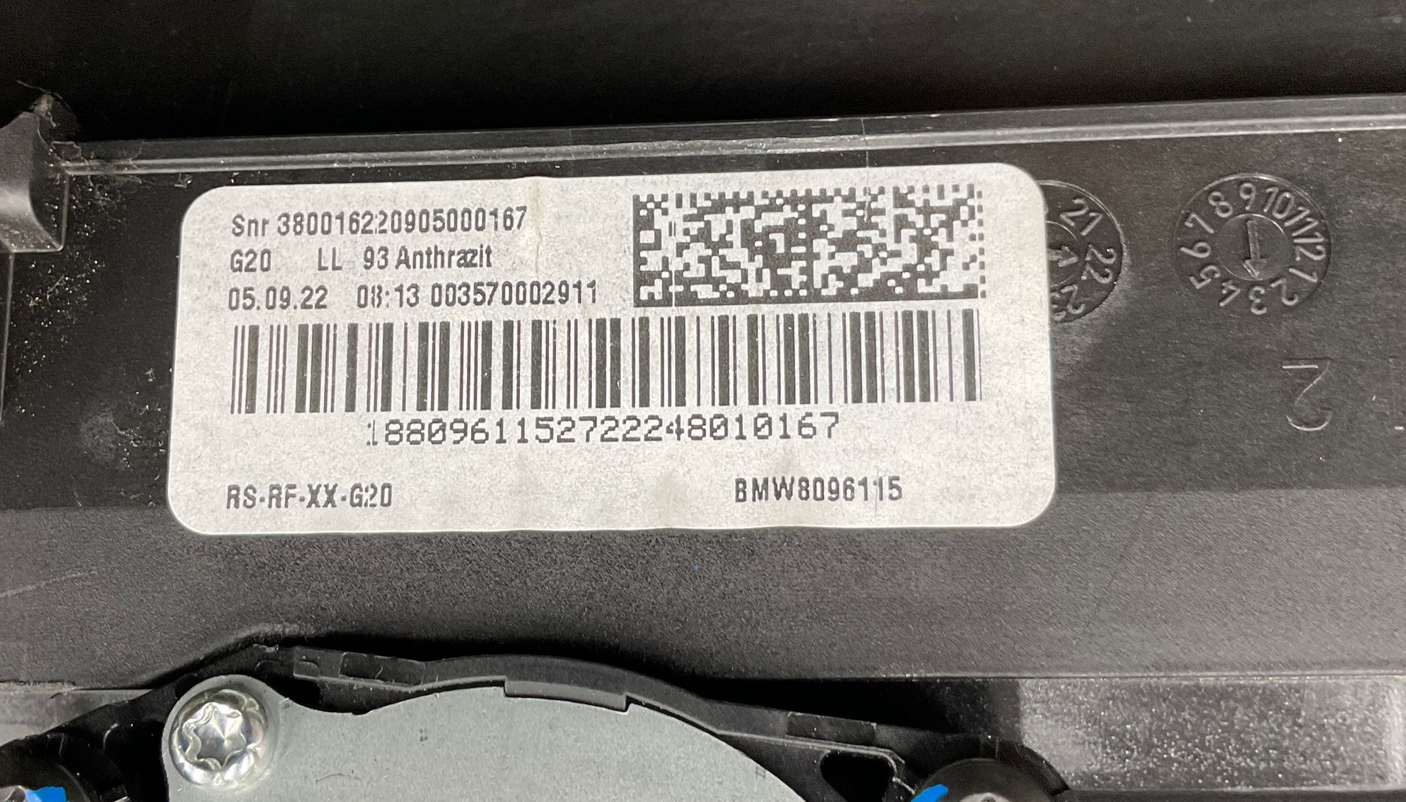 https://gcs.partsauto.market/rn-stockpro.appspot.com/thmbs/userImages/h353NjtZg3VDP19b5HMt7LlpbQ93/part/d8ef5d2f-3c0d-4ea2-8bd3-d0157829b09a_1747840763059.jpg