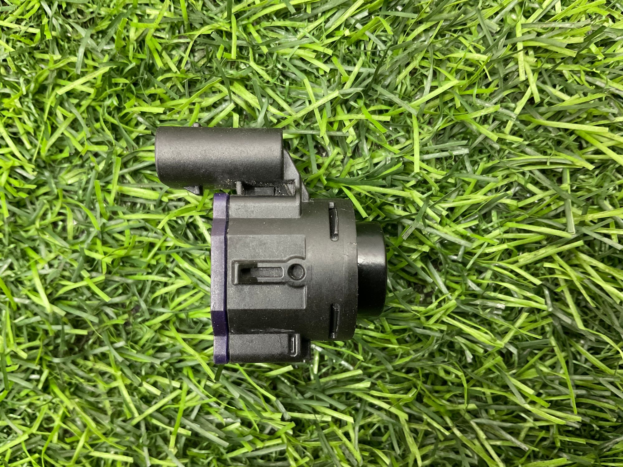 https://gcs.partsauto.market/rn-stockpro.appspot.com/thmbs/userImages/h353NjtZg3VDP19b5HMt7LlpbQ93/part/da2f31db-ec60-42fb-a6fc-3489e77150a7_1735308548967.jpg