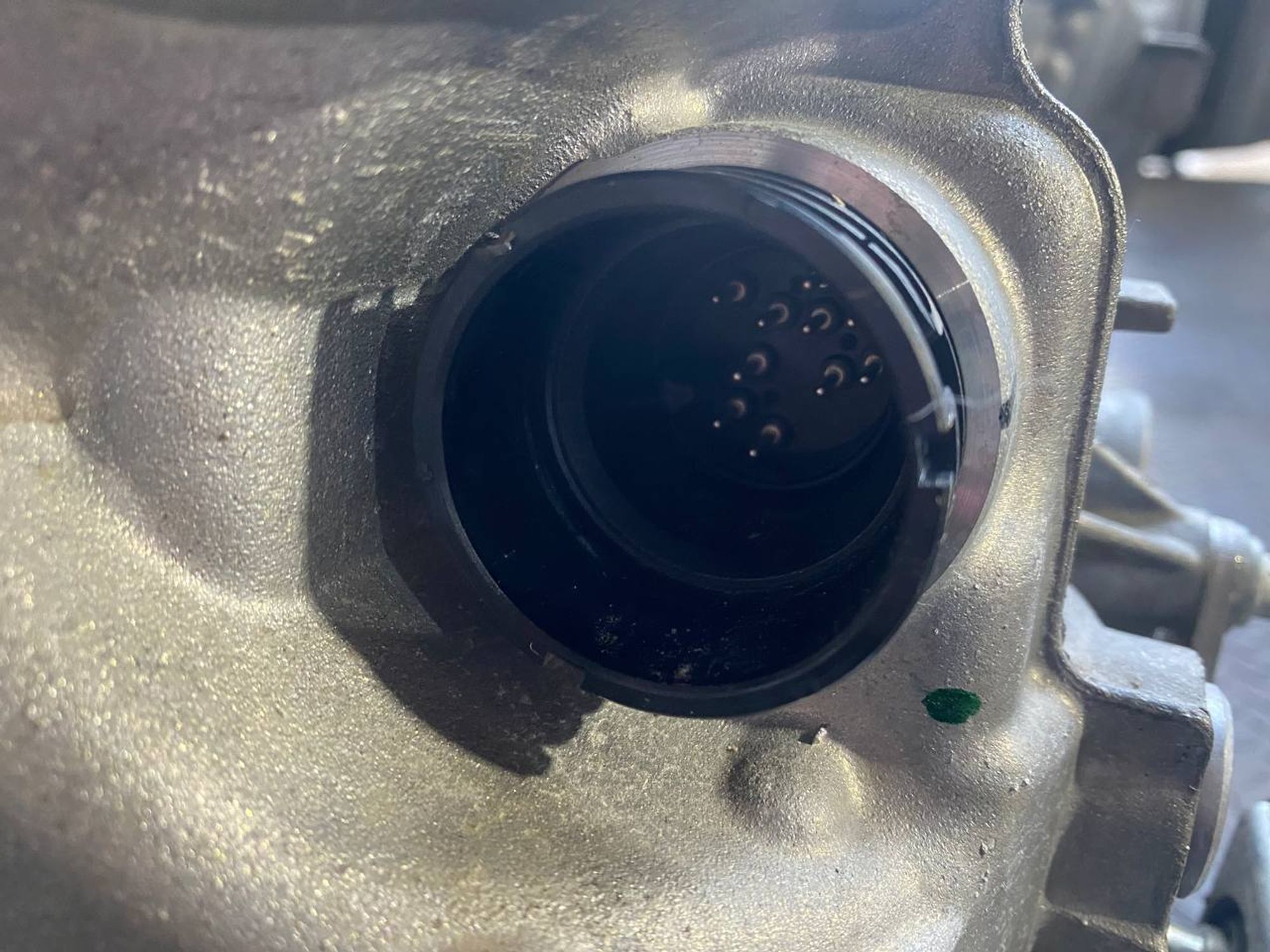 https://gcs.partsauto.market/rn-stockpro.appspot.com/thmbs/userImages/h353NjtZg3VDP19b5HMt7LlpbQ93/part/db5e3662-56c7-4d7f-b661-3b991a6ad26a_1747842246709.jpg