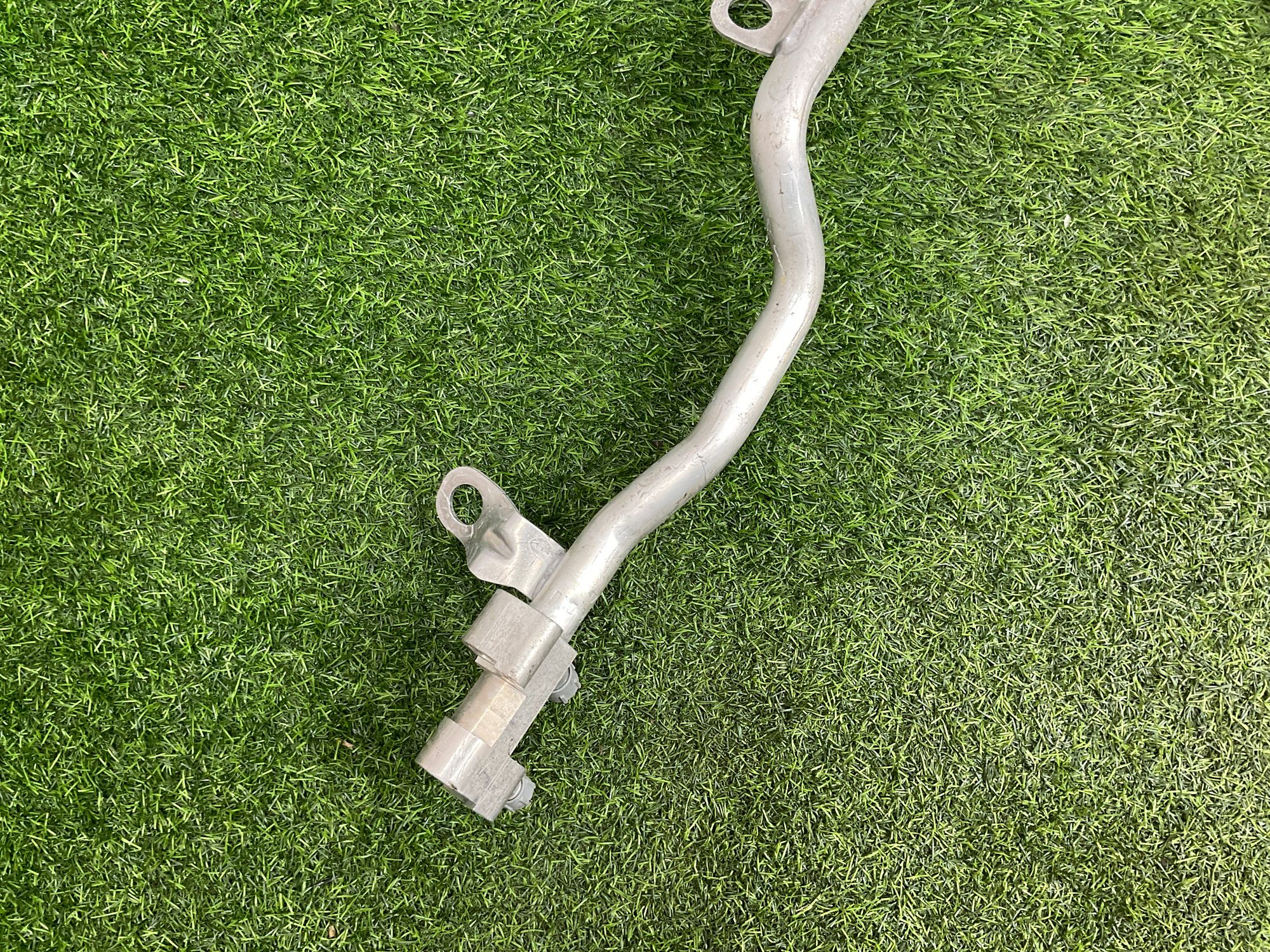 https://gcs.partsauto.market/rn-stockpro.appspot.com/thmbs/userImages/h353NjtZg3VDP19b5HMt7LlpbQ93/part/db9155c5-1539-4b3e-9c34-748f7c2a9f22_1742298168983.jpg