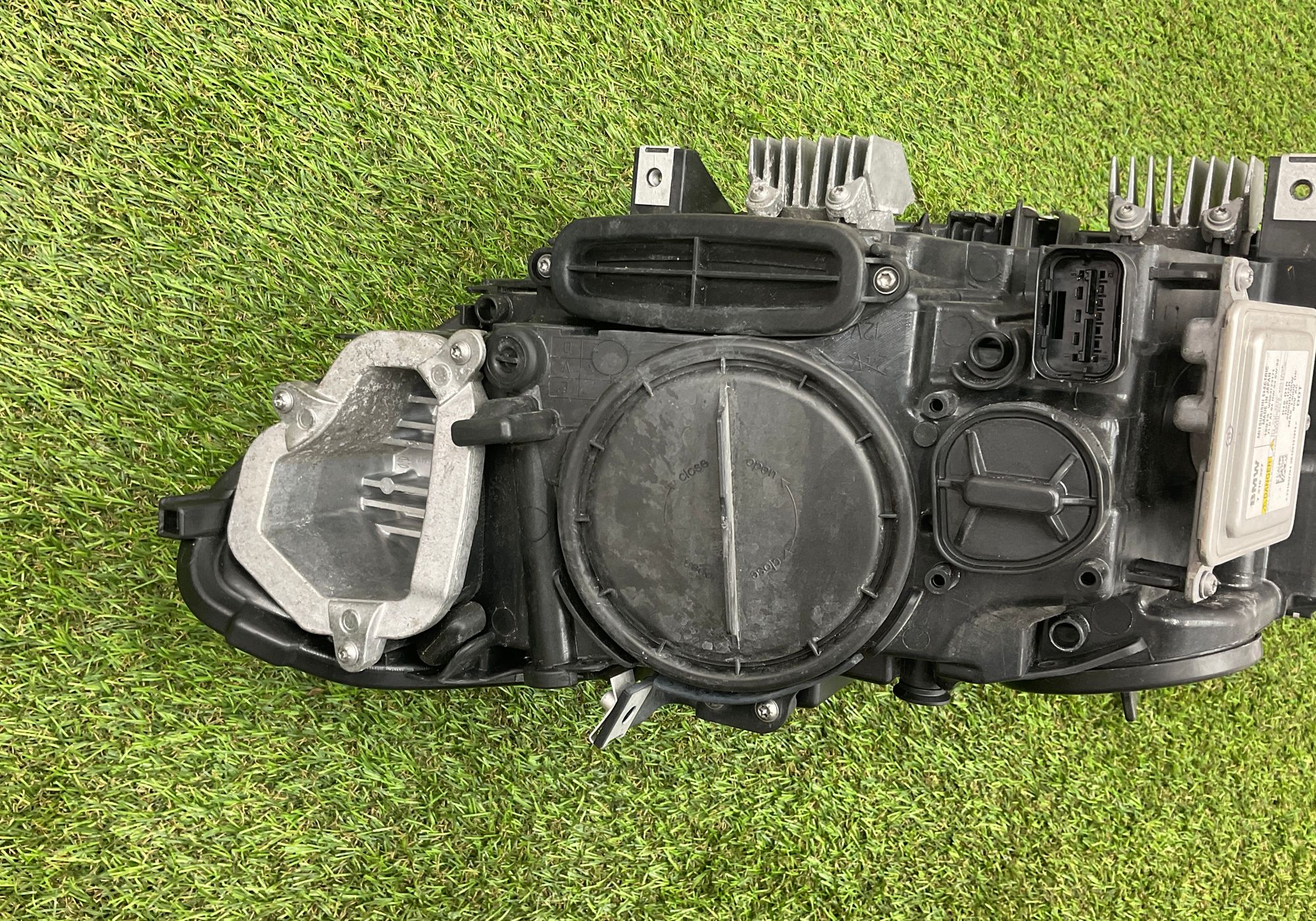 https://gcs.partsauto.market/rn-stockpro.appspot.com/thmbs/userImages/h353NjtZg3VDP19b5HMt7LlpbQ93/part/dbbe35ae-493a-4319-965e-1e89c0cecb46_1747394557862.jpg