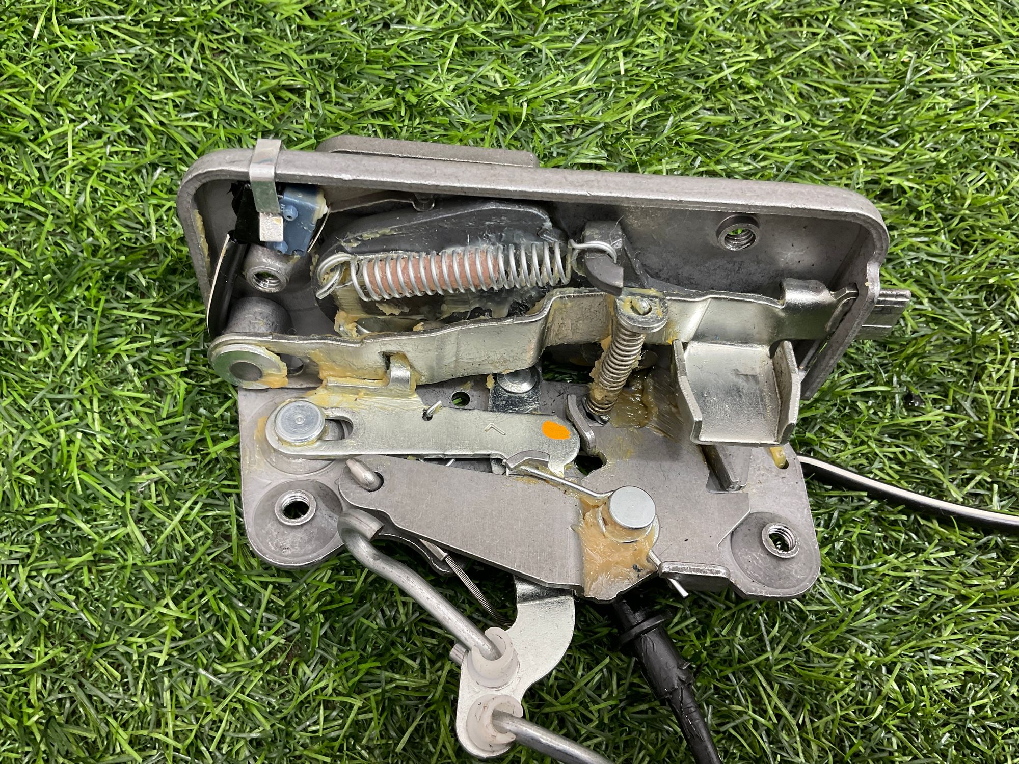 https://gcs.partsauto.market/rn-stockpro.appspot.com/thmbs/userImages/h353NjtZg3VDP19b5HMt7LlpbQ93/part/dc5f511e-77a3-481c-80d4-7a865be653a1_1742911913532.jpg