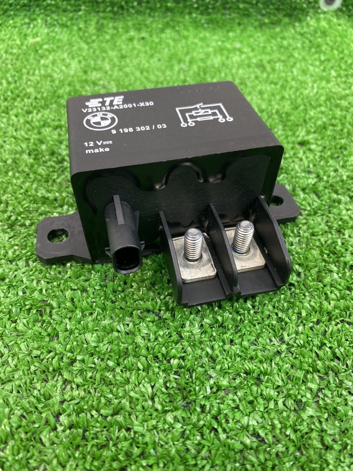 https://gcs.partsauto.market/rn-stockpro.appspot.com/thmbs/userImages/h353NjtZg3VDP19b5HMt7LlpbQ93/part/dd6a414f-7d52-46ee-a79a-05a16d0f7407_1747915009792.jpg