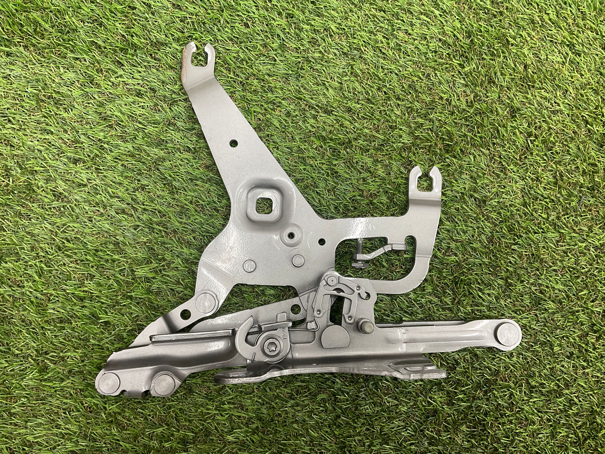 https://gcs.partsauto.market/rn-stockpro.appspot.com/thmbs/userImages/h353NjtZg3VDP19b5HMt7LlpbQ93/part/ddc18bba-f0b6-42a1-8ba1-ec9723bd2b0f_1747917675856.jpg