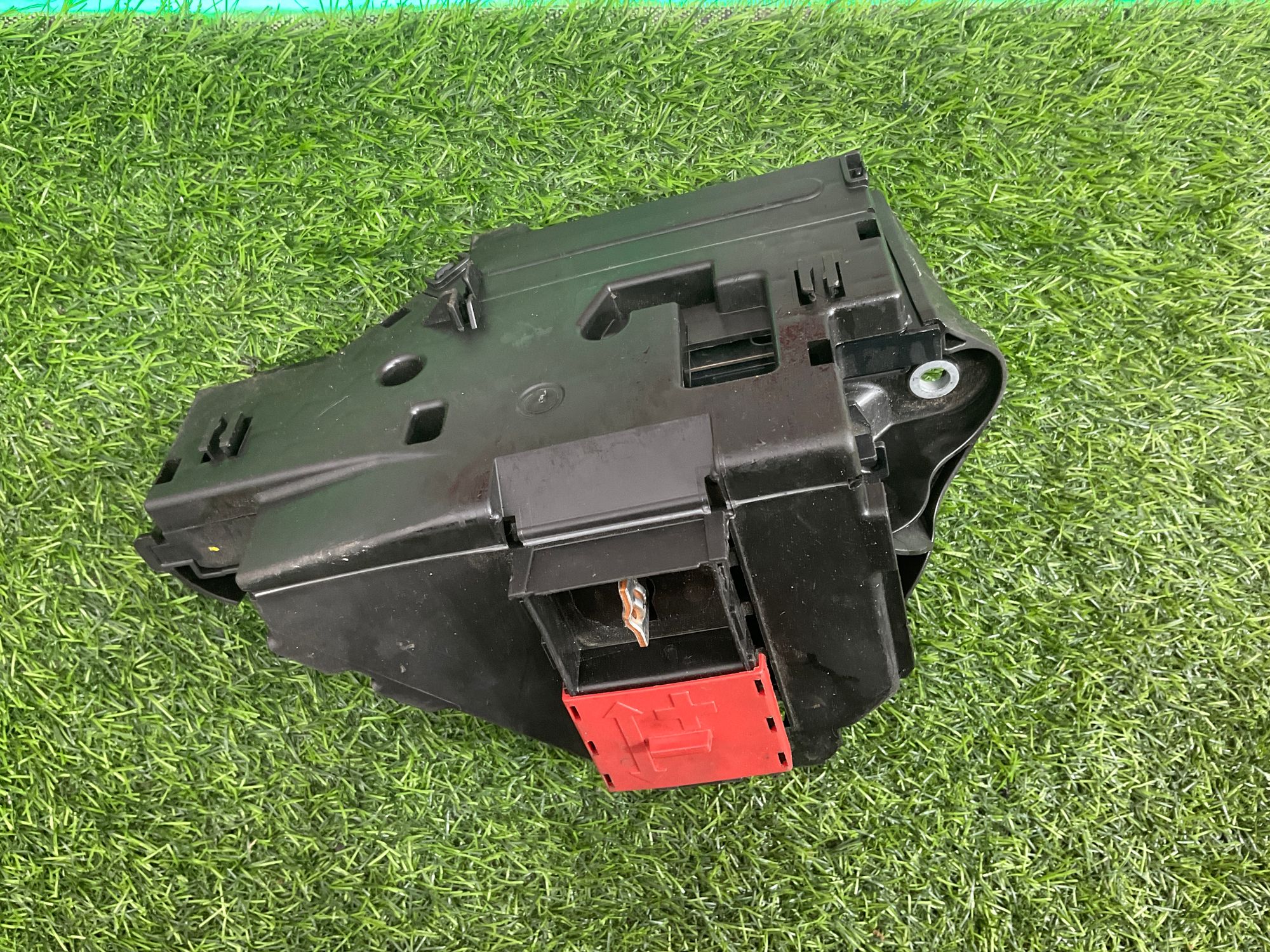 https://gcs.partsauto.market/rn-stockpro.appspot.com/thmbs/userImages/h353NjtZg3VDP19b5HMt7LlpbQ93/part/de699633-2470-45f1-9929-72161fce3be2_1742827762985.jpg