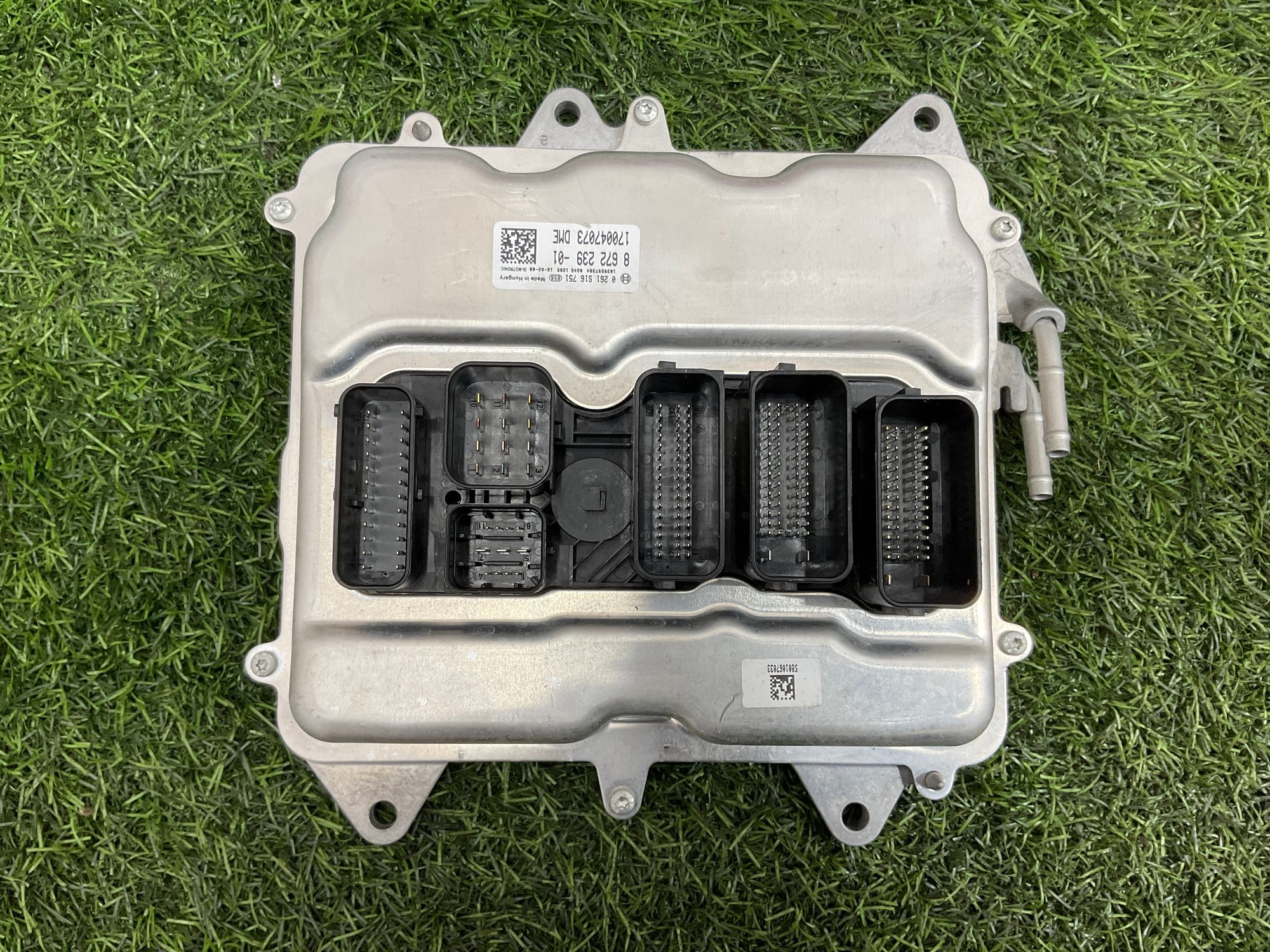 https://gcs.partsauto.market/rn-stockpro.appspot.com/thmbs/userImages/h353NjtZg3VDP19b5HMt7LlpbQ93/part/e30b1d39-4689-46a6-ba7c-6fa94b0d6fba_1746518781528.jpg