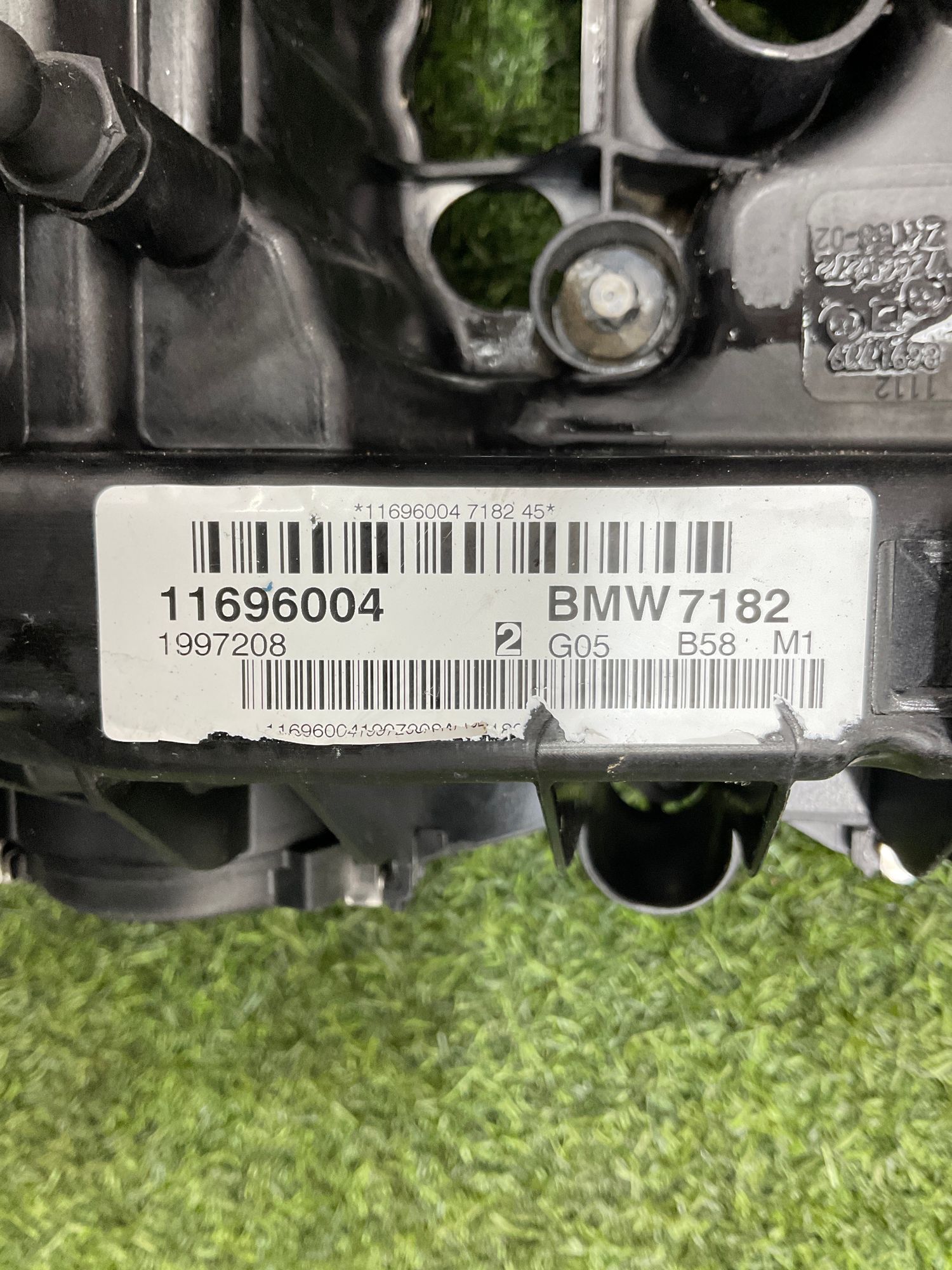 https://gcs.partsauto.market/rn-stockpro.appspot.com/thmbs/userImages/h353NjtZg3VDP19b5HMt7LlpbQ93/part/e4463d87-5e1c-4b24-b66d-abf9db786970_1741596405491.jpg