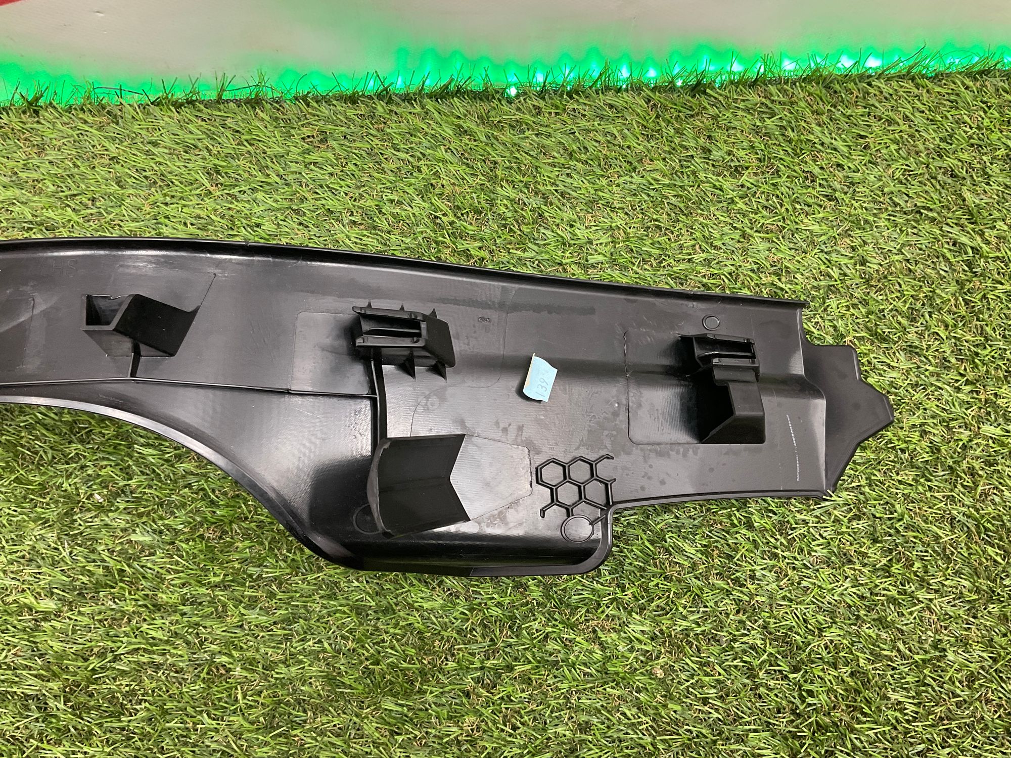 https://gcs.partsauto.market/rn-stockpro.appspot.com/thmbs/userImages/h353NjtZg3VDP19b5HMt7LlpbQ93/part/e48b6a9c-5988-434c-917a-7c7078b9c027_1747648000505.jpg