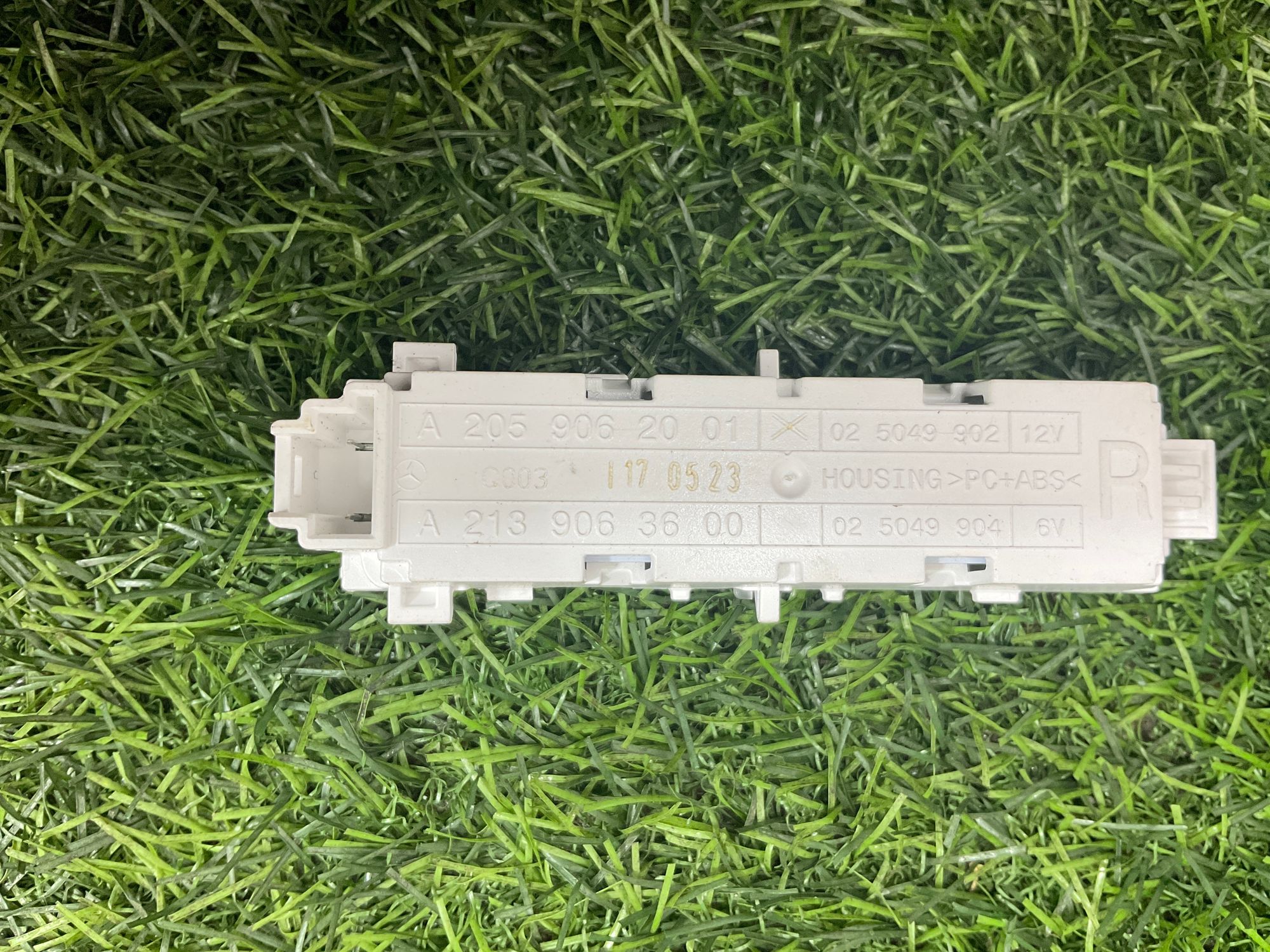 https://gcs.partsauto.market/rn-stockpro.appspot.com/thmbs/userImages/h353NjtZg3VDP19b5HMt7LlpbQ93/part/e7774a80-c526-460a-ae78-fc93cd110e1e_1742628618922.jpg