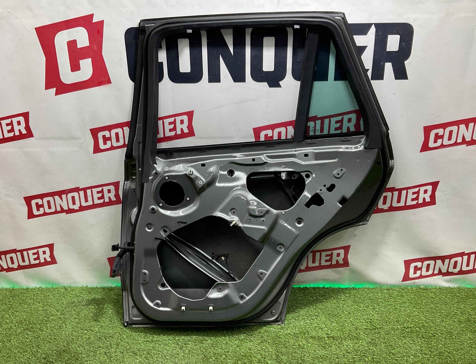 https://gcs.partsauto.market/rn-stockpro.appspot.com/thmbs/userImages/h353NjtZg3VDP19b5HMt7LlpbQ93/part/e77cdc6b-089c-44b1-b390-124fdbfecd0c_1747060880013.jpg