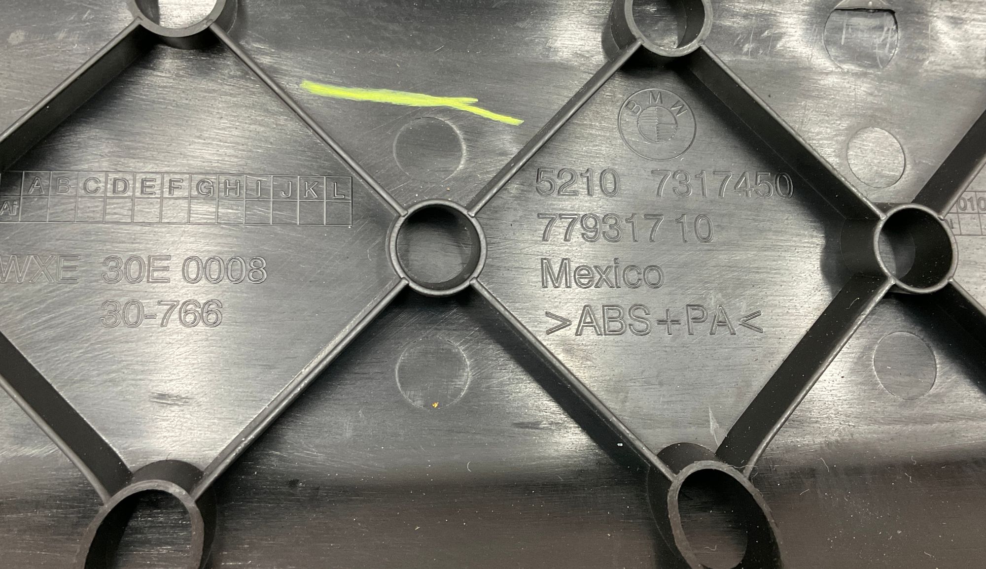 https://gcs.partsauto.market/rn-stockpro.appspot.com/thmbs/userImages/h353NjtZg3VDP19b5HMt7LlpbQ93/part/e7c627a5-3b7d-4f93-8dbb-83b61805d3af_1747660780294.jpg